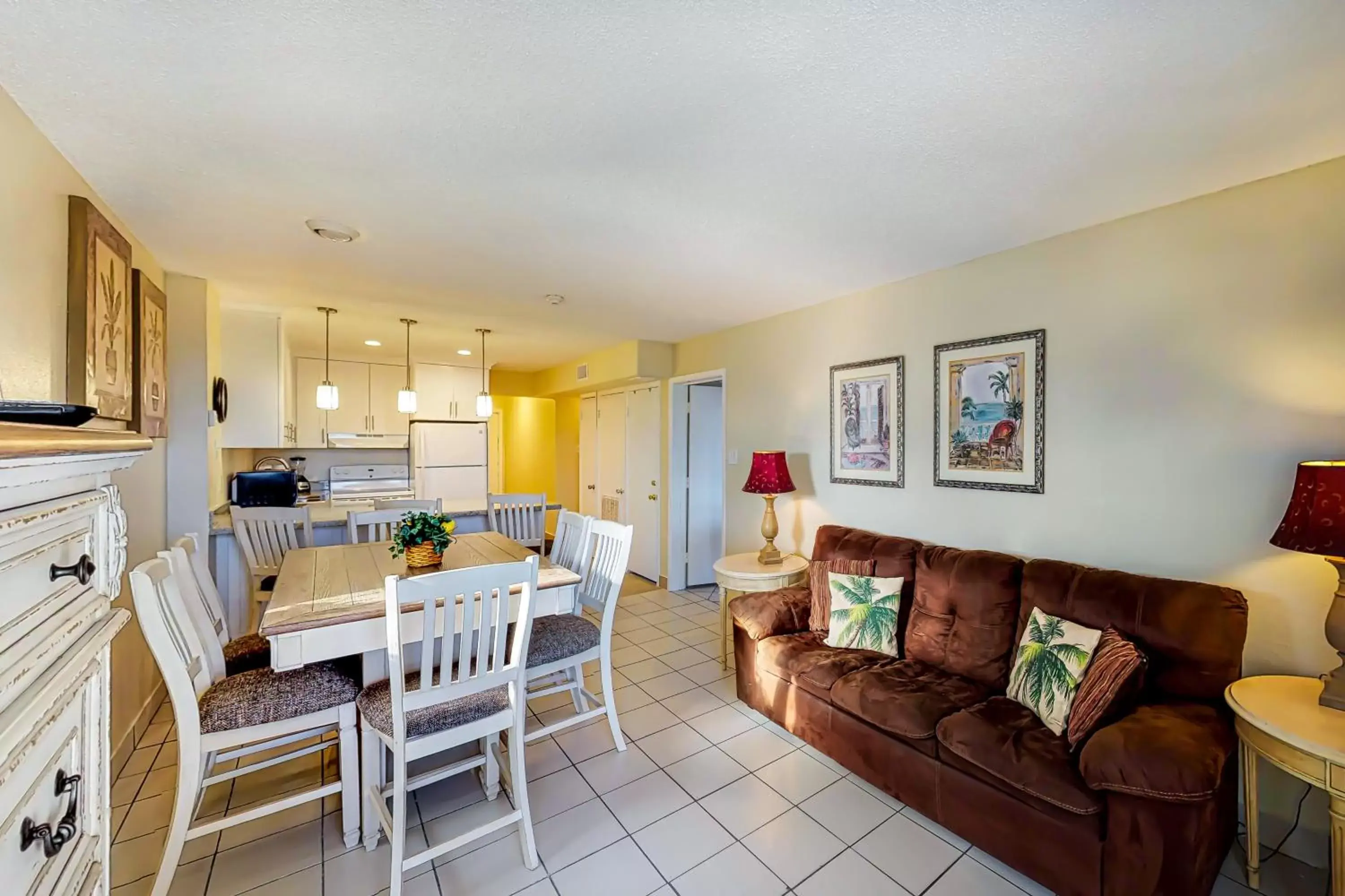 Dining Area in Solare Garden Villa #773