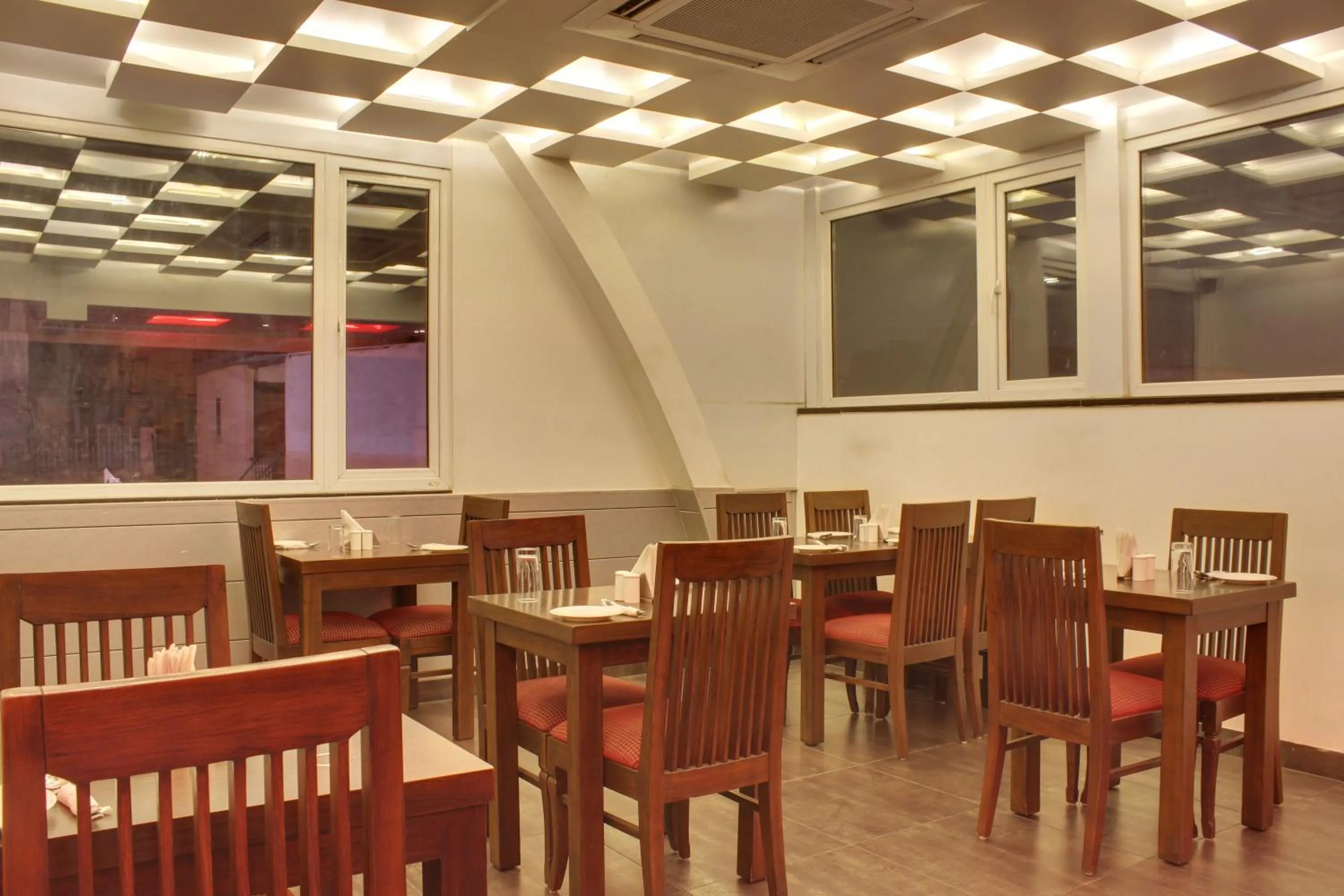 Restaurant/places to eat in Hotel Grand Godwin - Near New Delhi Railway Station - Paharganj