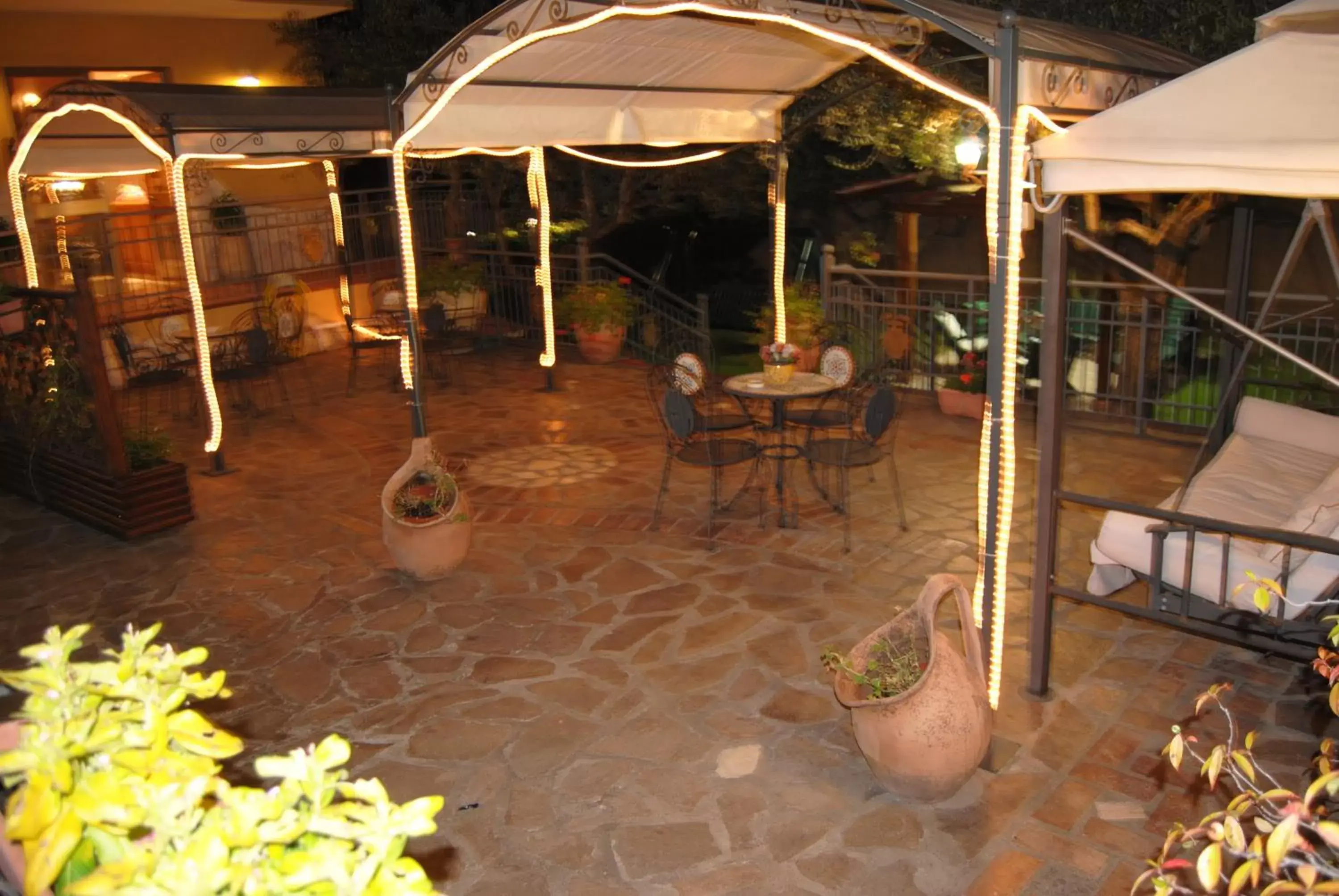 Patio in Hotel Nespolo D'Oro