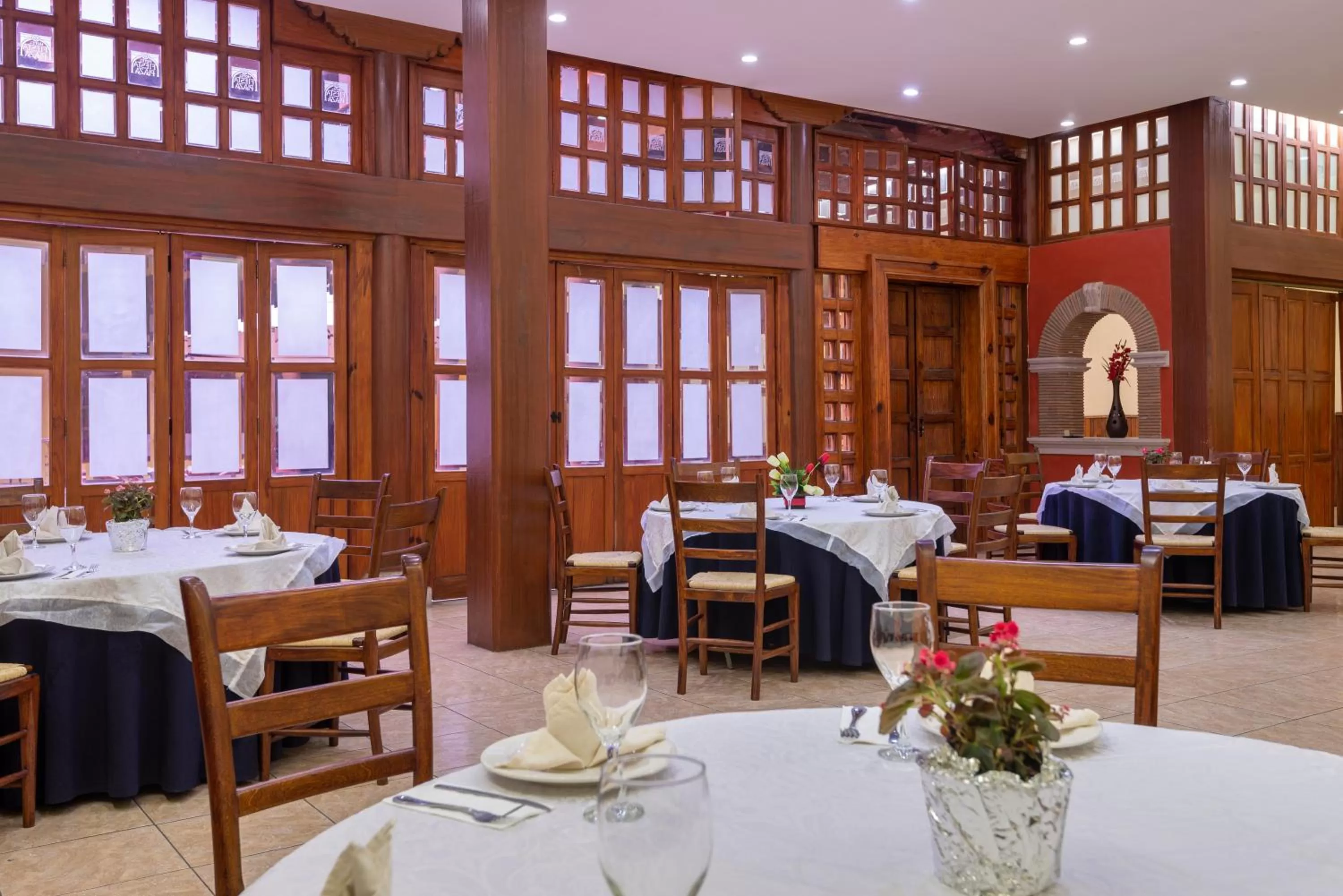 Restaurant/places to eat in Hotel la Parroquia