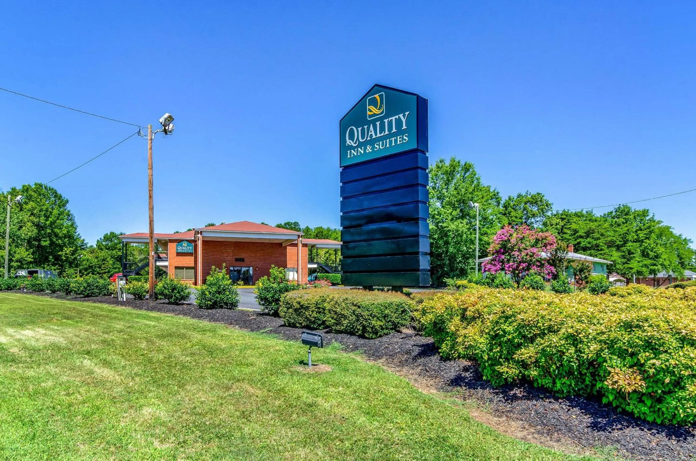Property building in Quality Inn & Suites Creedmoor - Butner