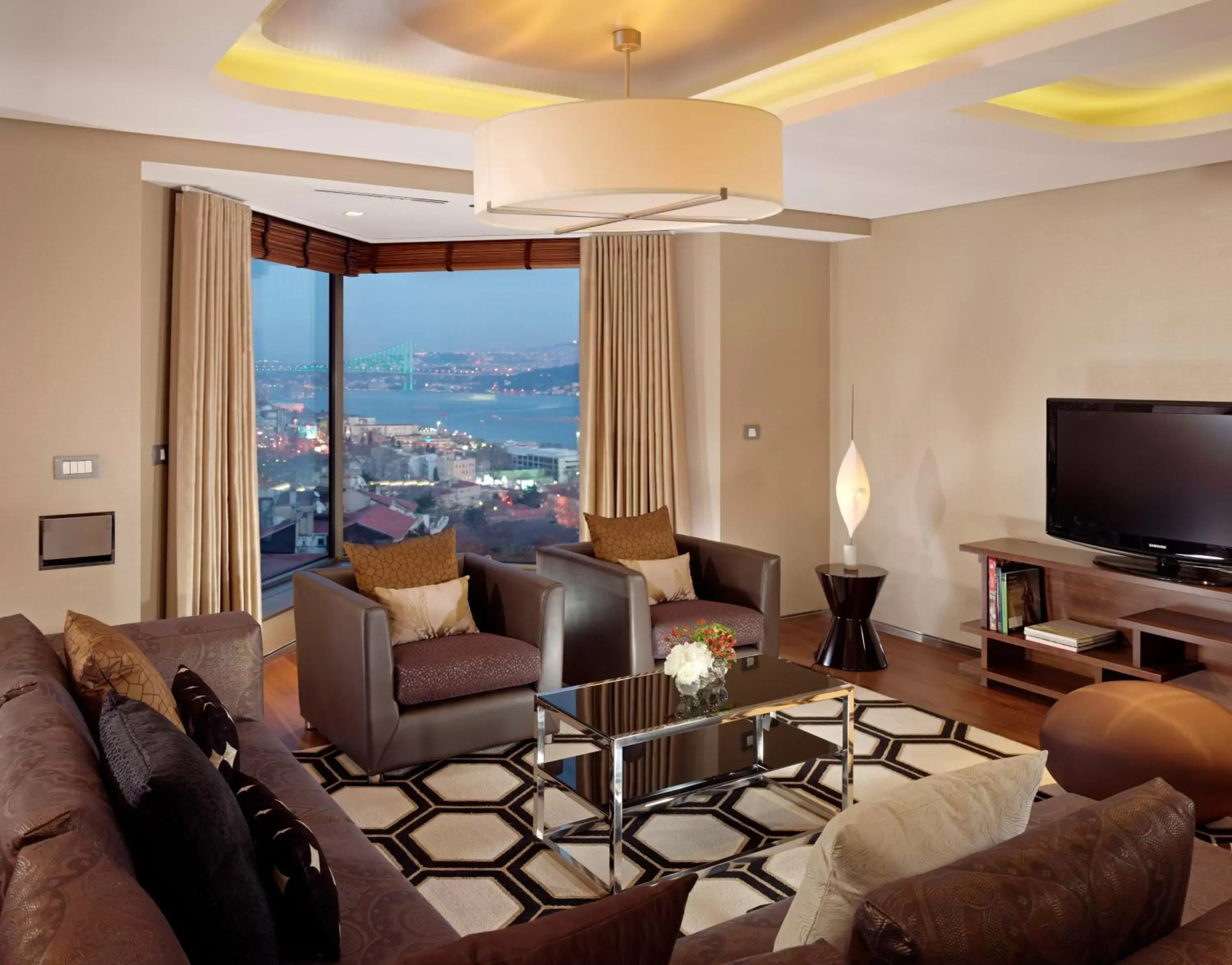 Residence Two-Bedroom Bosphorus View in Swissotel The Bosphorus Istanbul