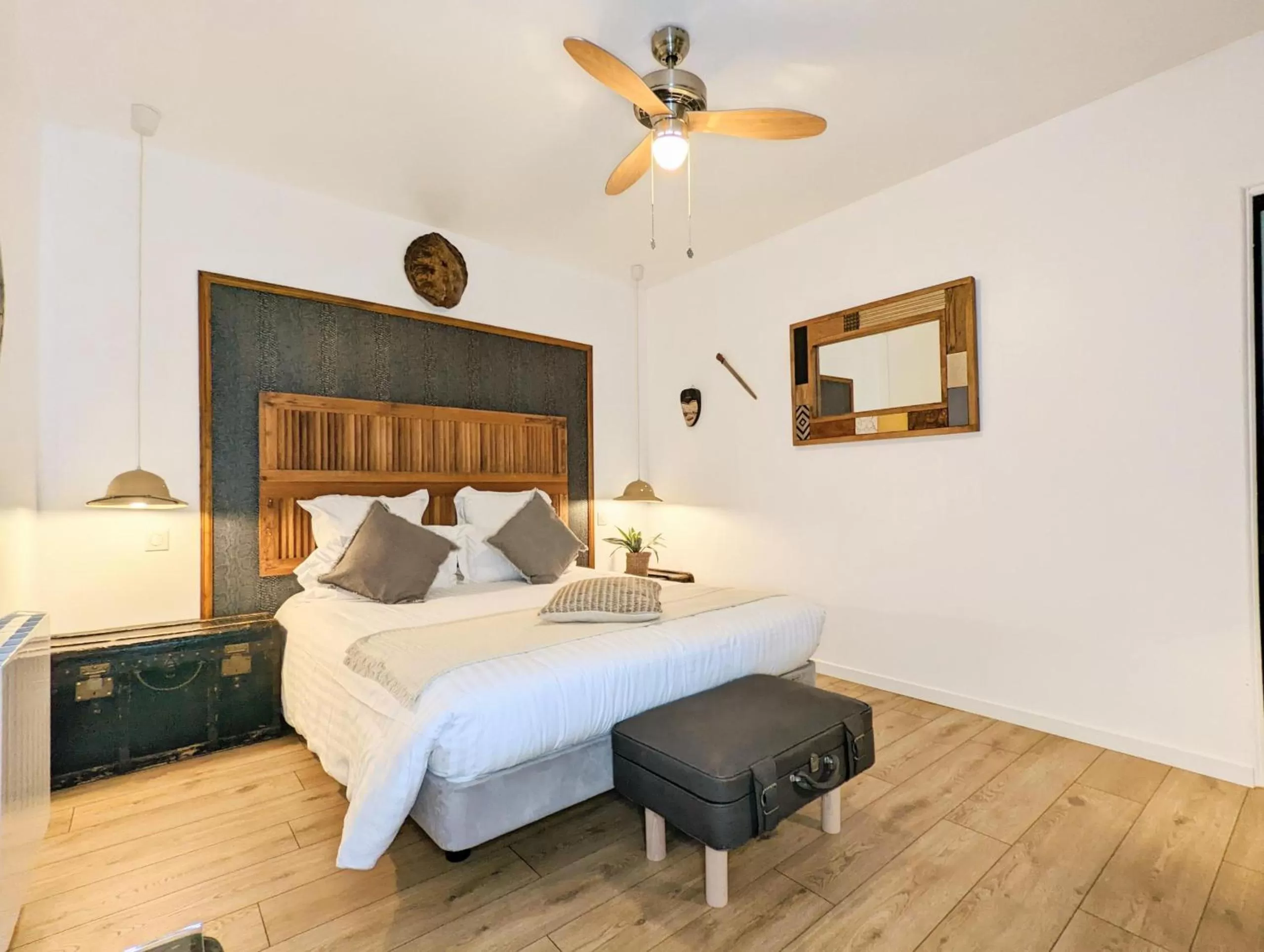 Bedroom, Bed in Chambres d'Hôtes La Filature