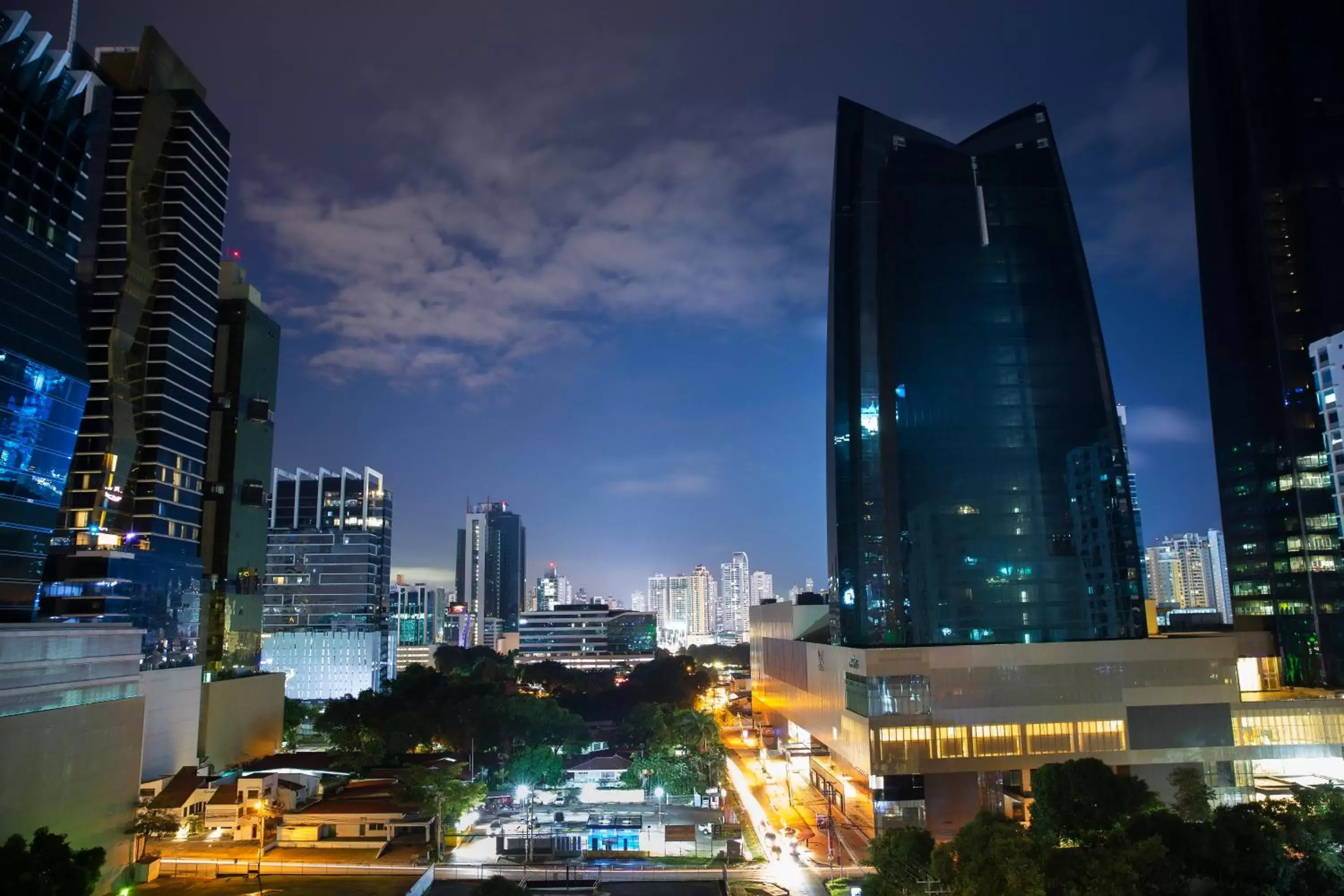 Property building in Holiday Inn Panama Distrito Financiero, an IHG Hotel