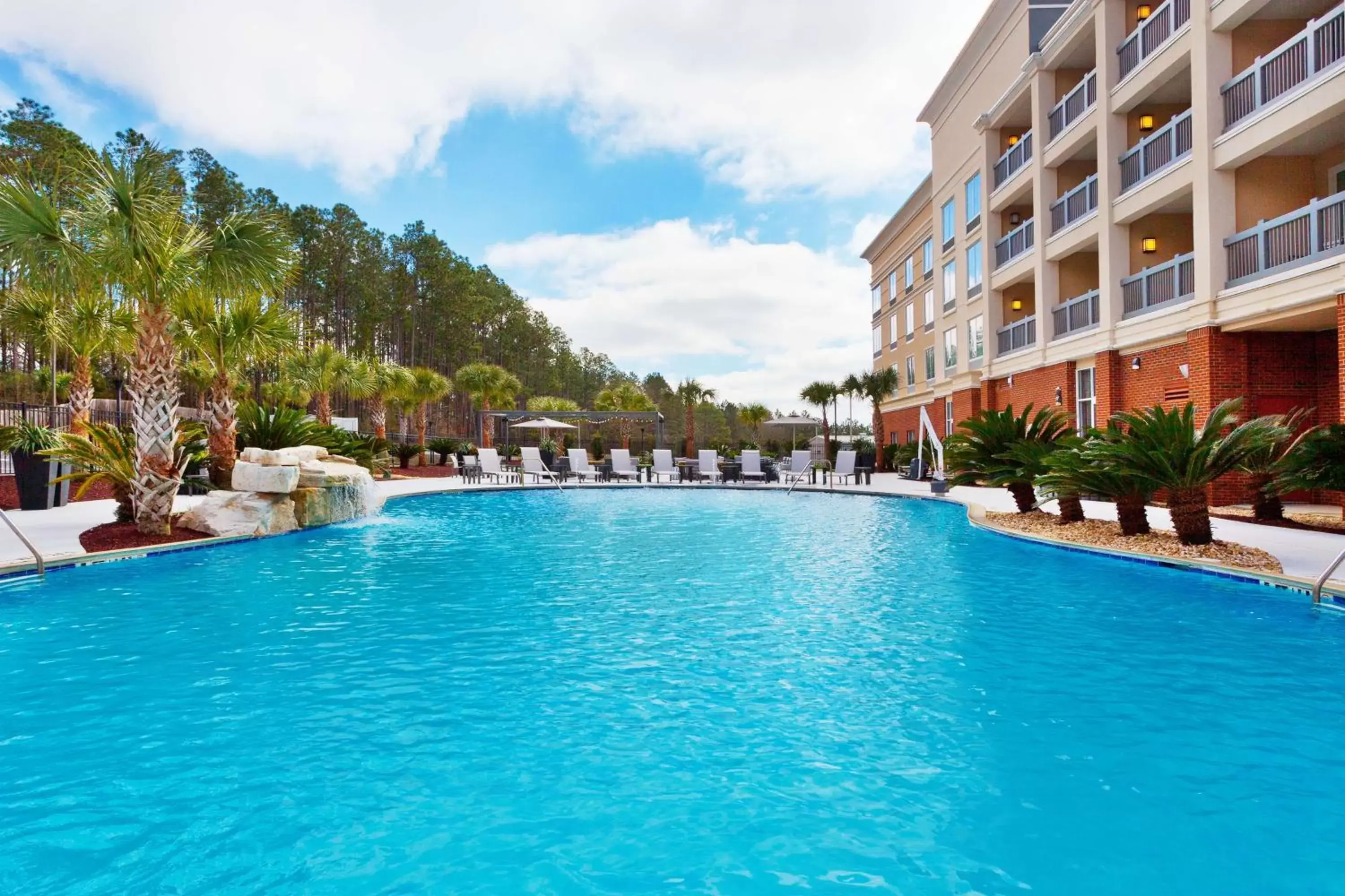 Pool view, Swimming Pool in Doubletree By Hilton Dothan, Al