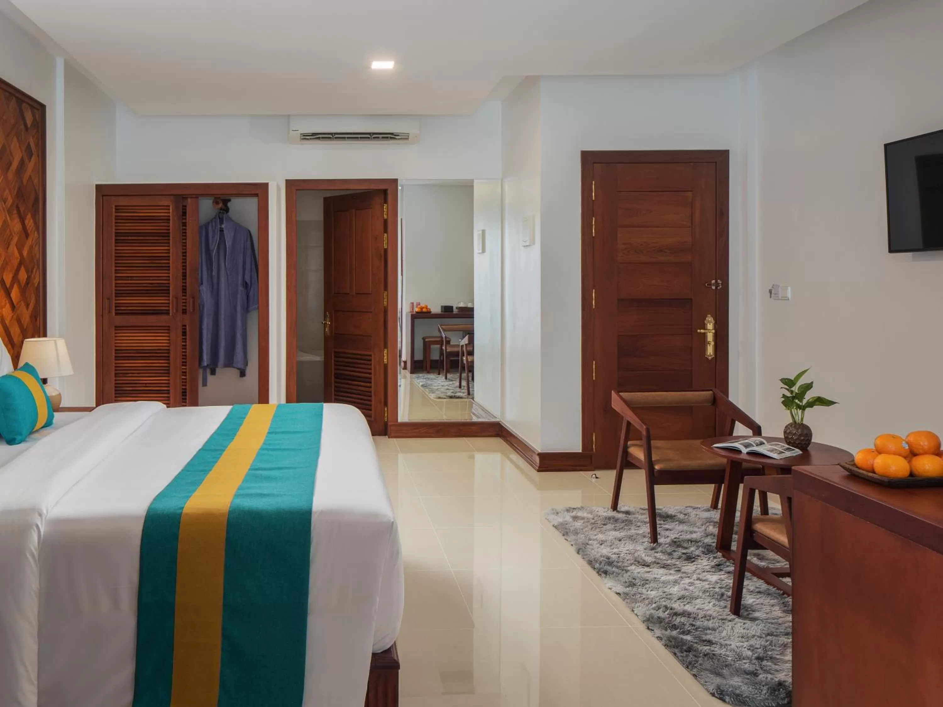 Bed in Homewood Hotel