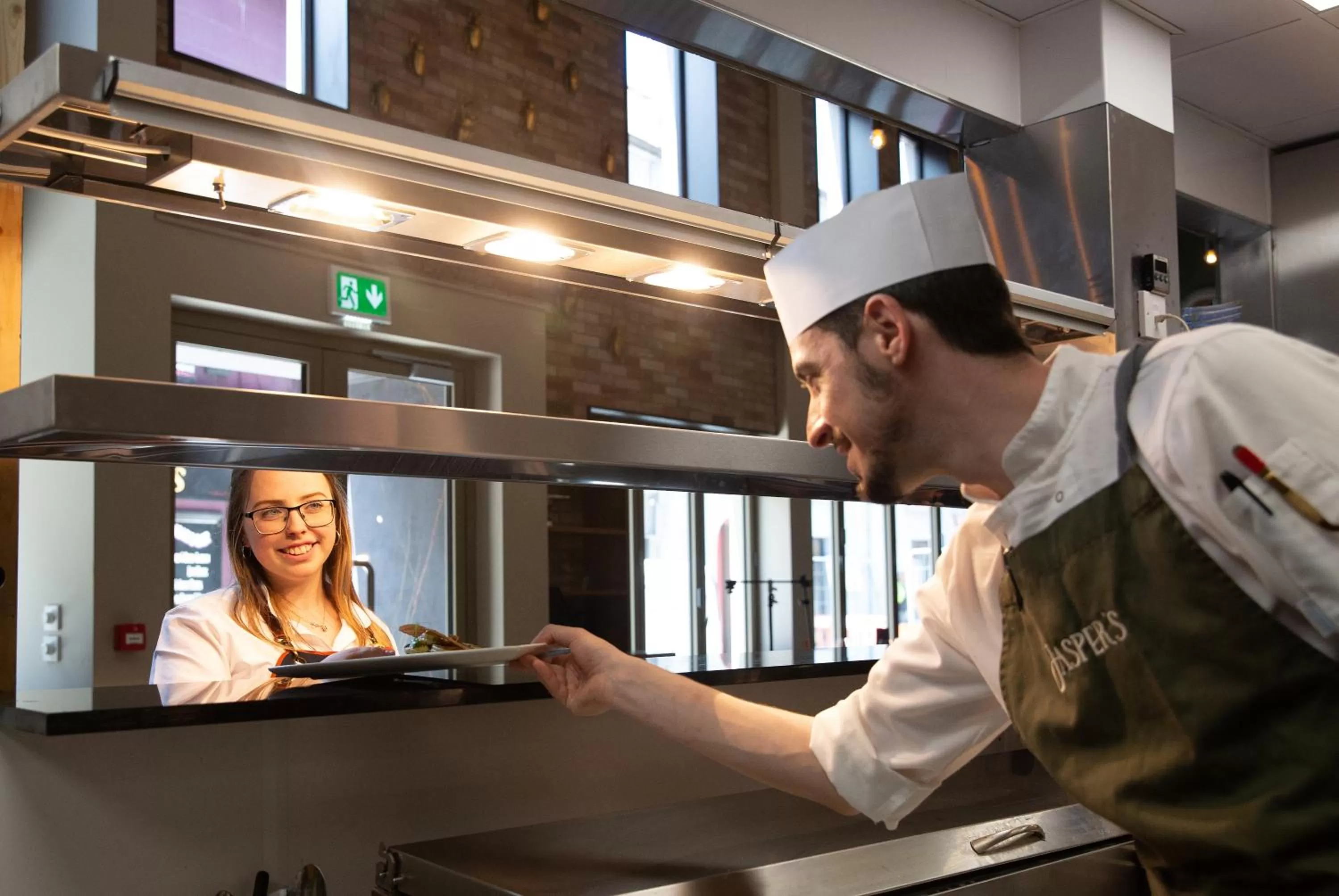 Restaurant/places to eat in Crown Quarter