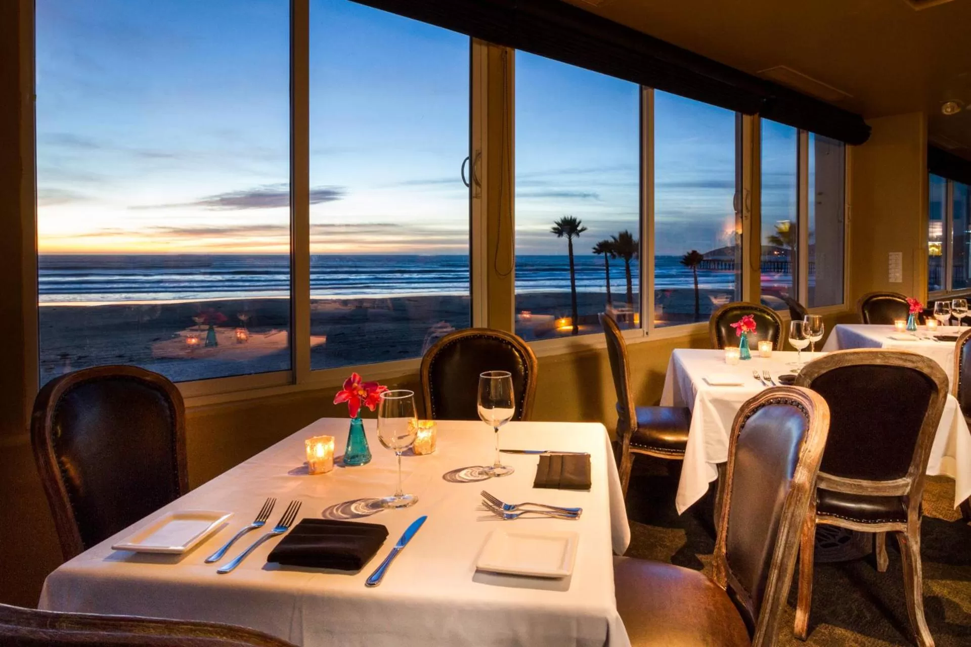 Restaurant/places to eat in SeaVenture Beach Hotel