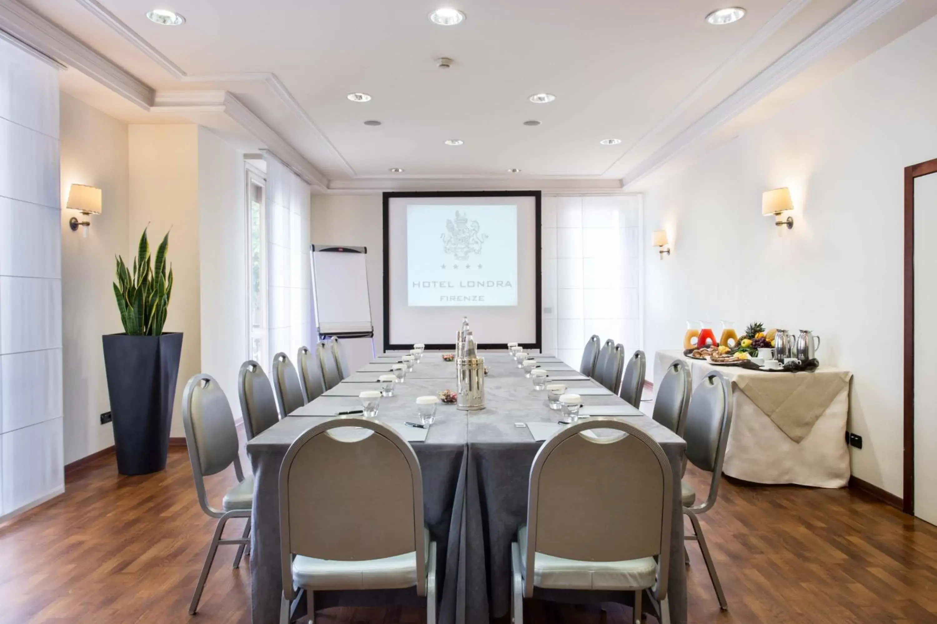 Meeting/conference room in Hotel Indigo Florence, an IHG Hotel
