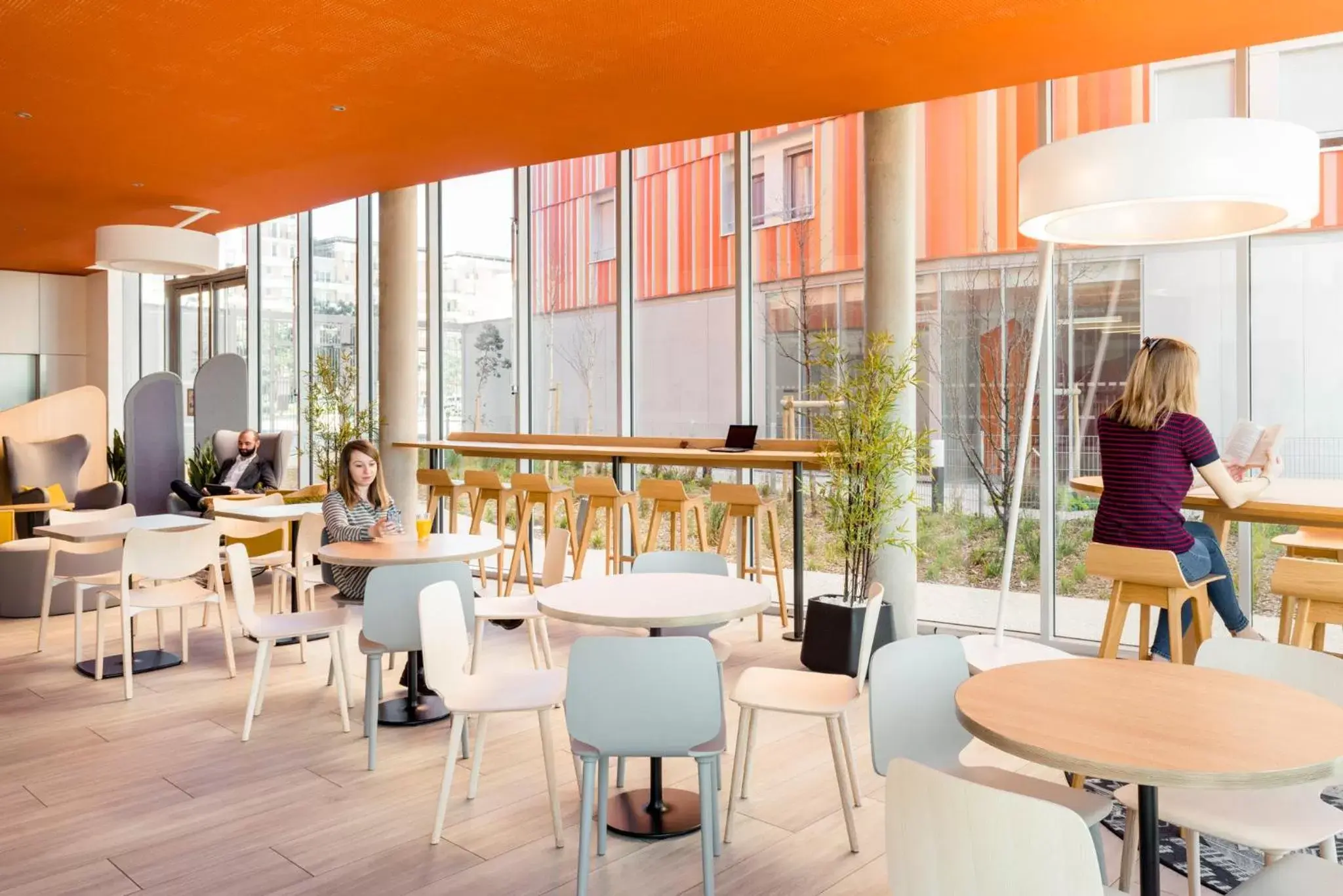 Lobby or reception, Restaurant/Places to Eat in Aparthotel Adagio Access Paris Massy Gare