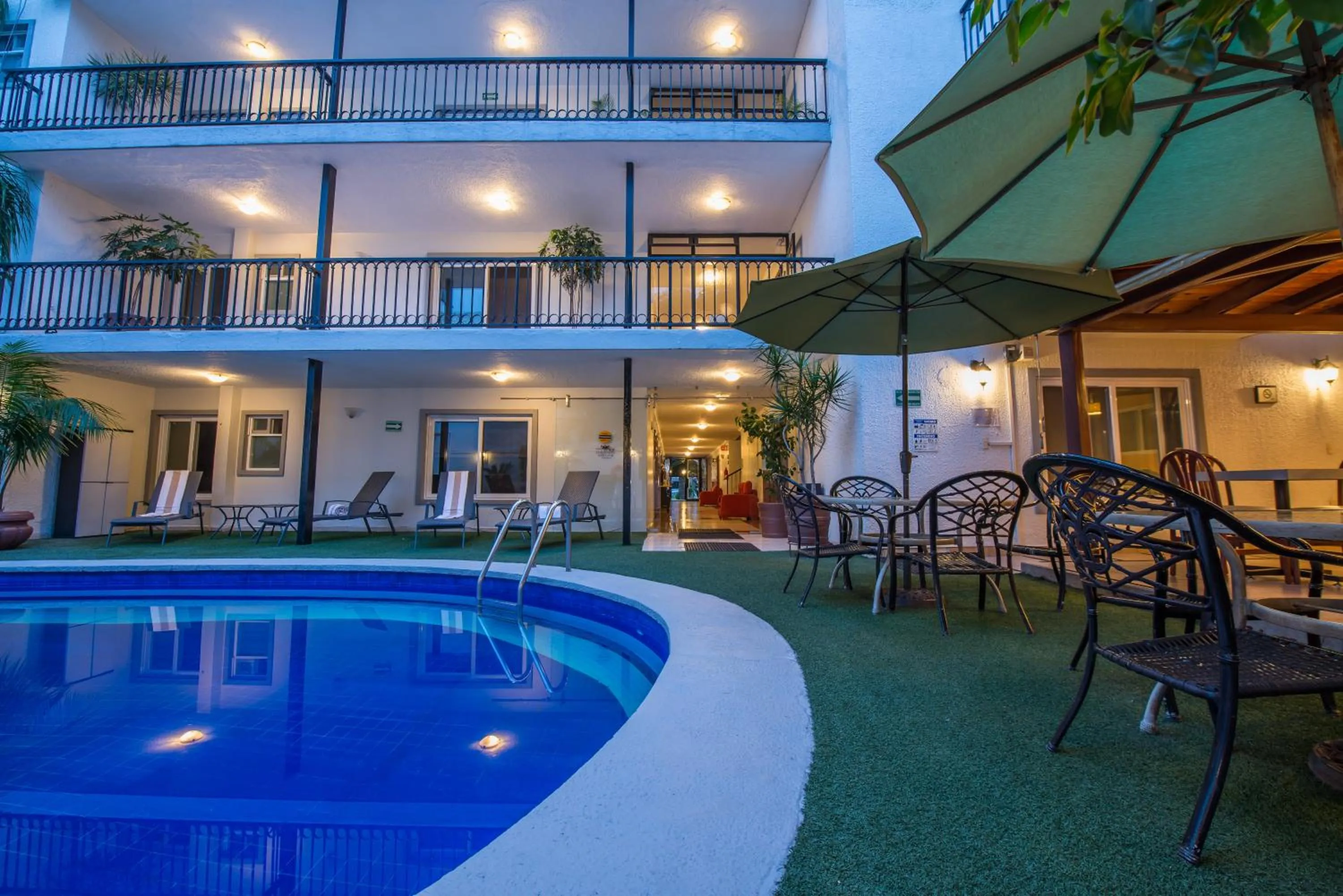 Del Marques Hotel and Suites