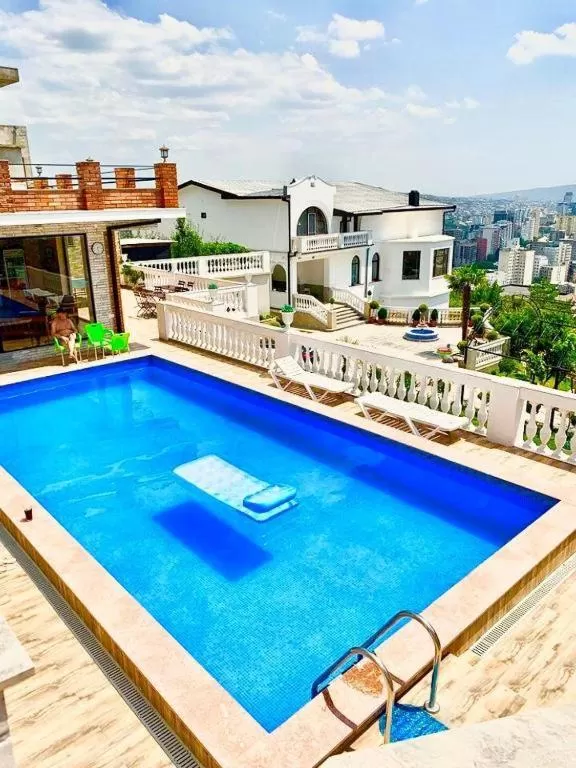 The Hilltop Skyline Hotel