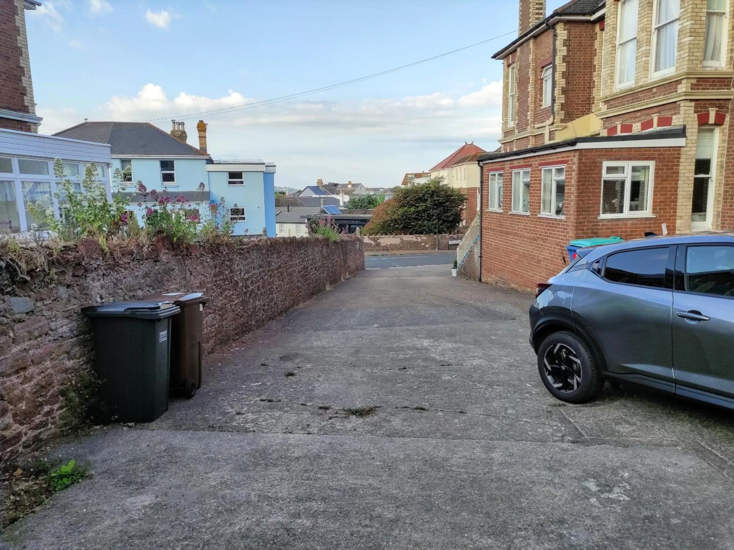 Property building in Cleve Court Hotel