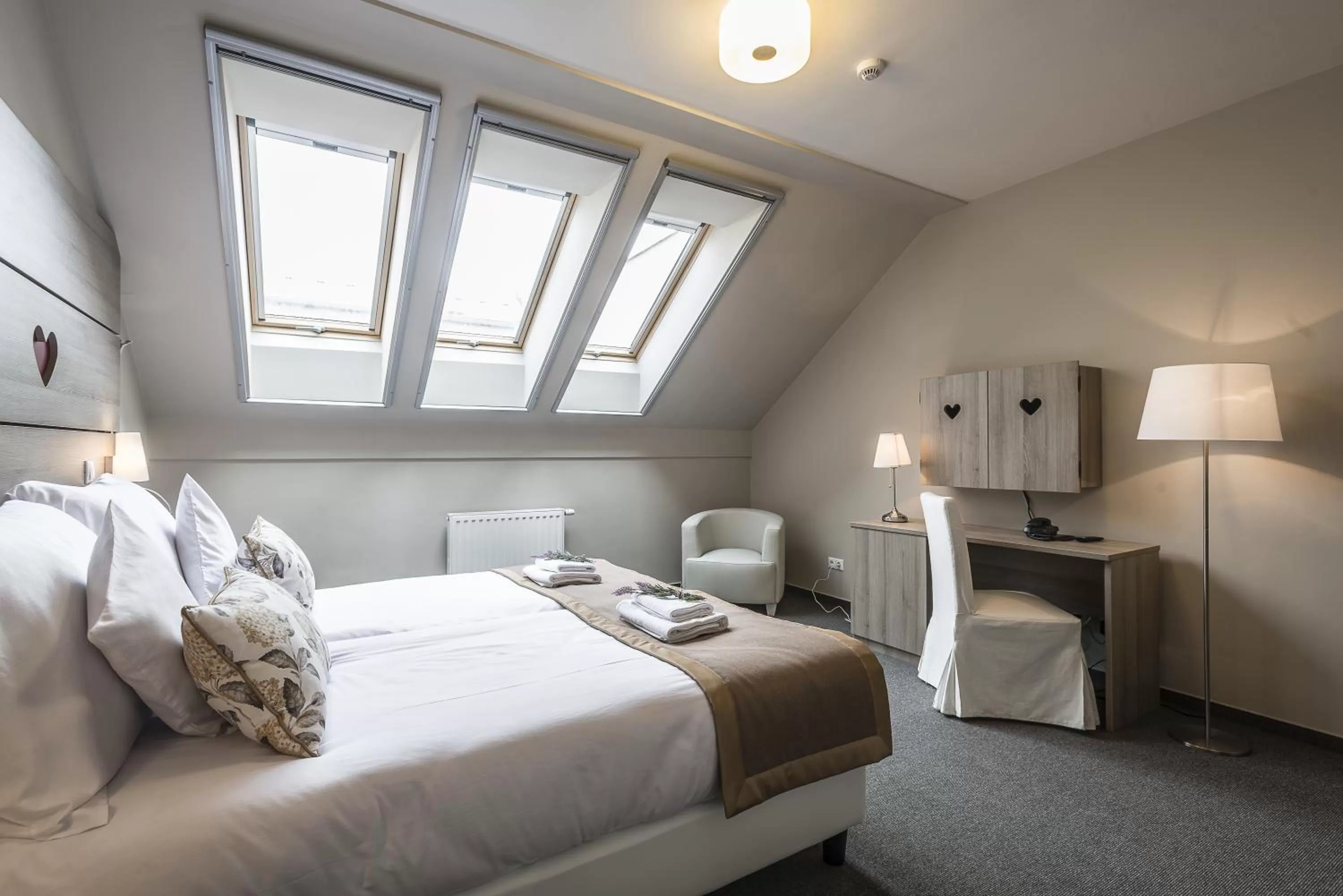 Photo of the whole room, Bed in Levendula Hotel