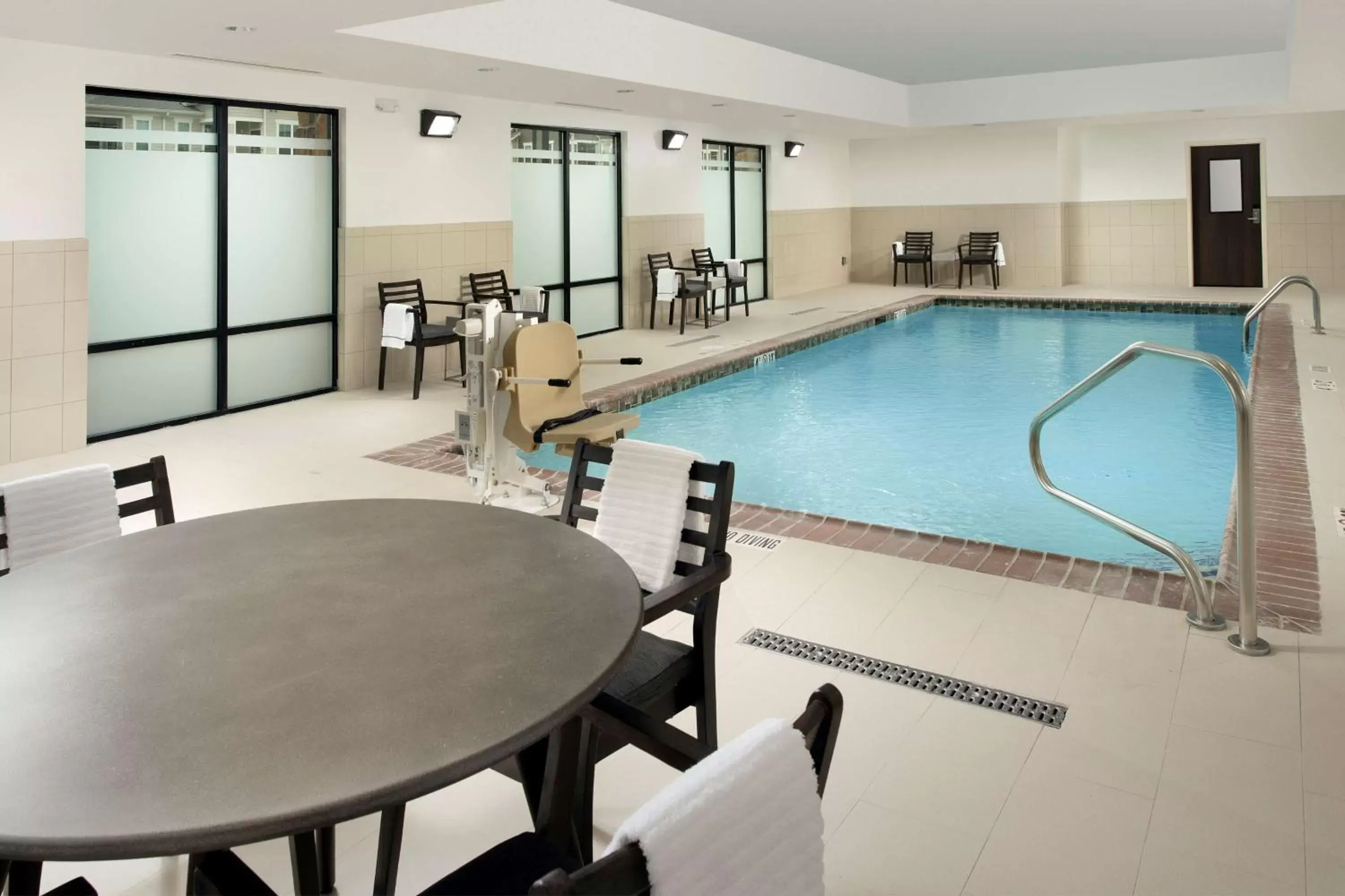 Swimming Pool in Hampton Inn & Suites San Antonio Lackland AFB SeaWorld