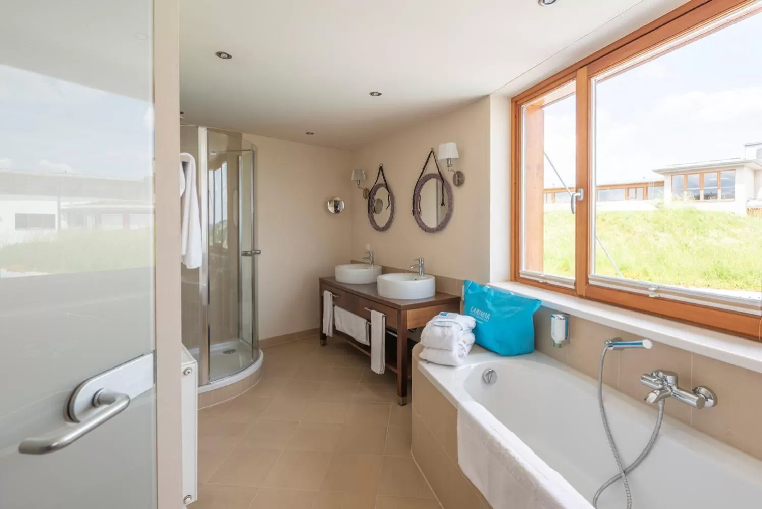 Bathroom in Hotel & Spa Larimar