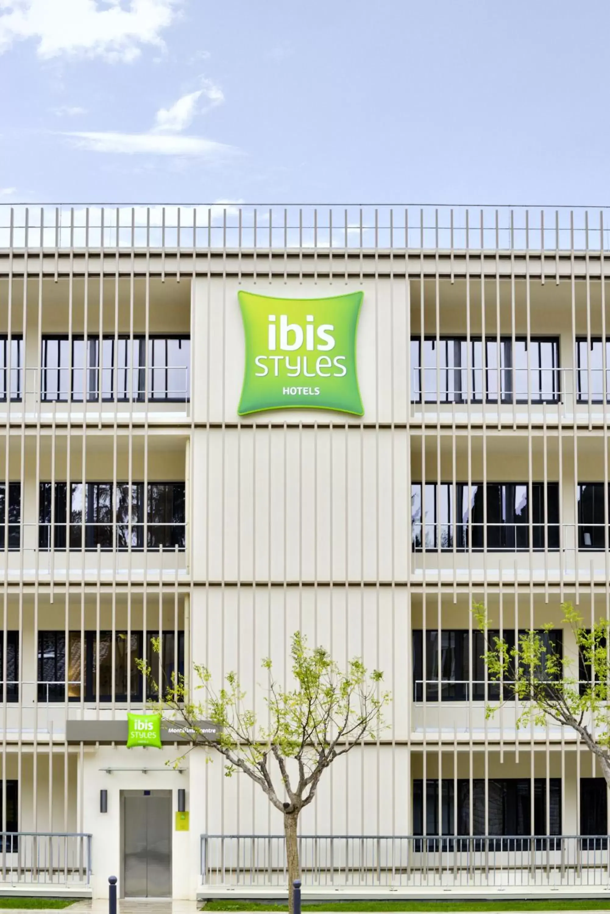 Facade/entrance, Property Building in ibis Styles Montelimar Centre