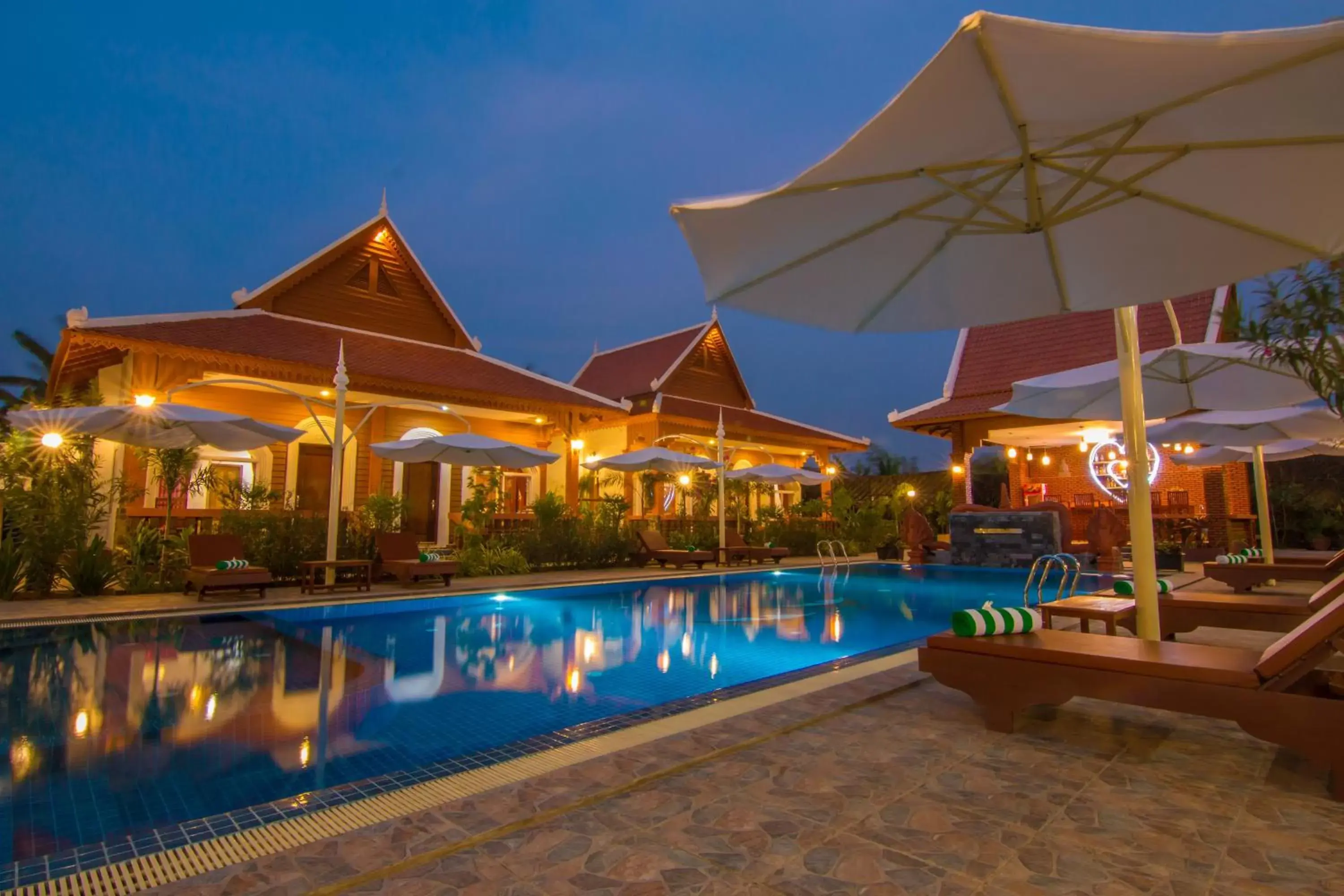 Pool view, Swimming Pool in RaVorn Villa Boutique