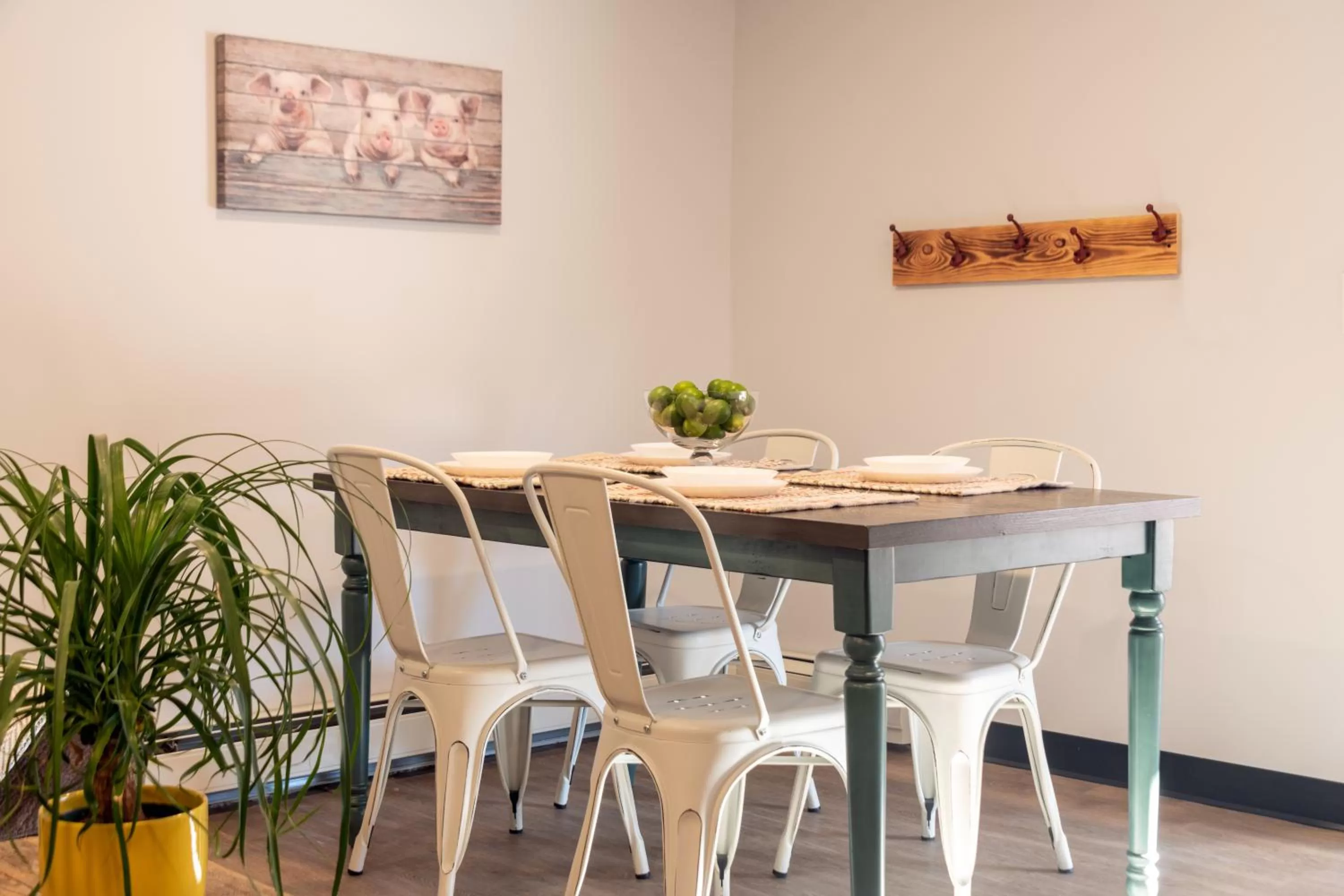 Dining area in Mad River Lodge