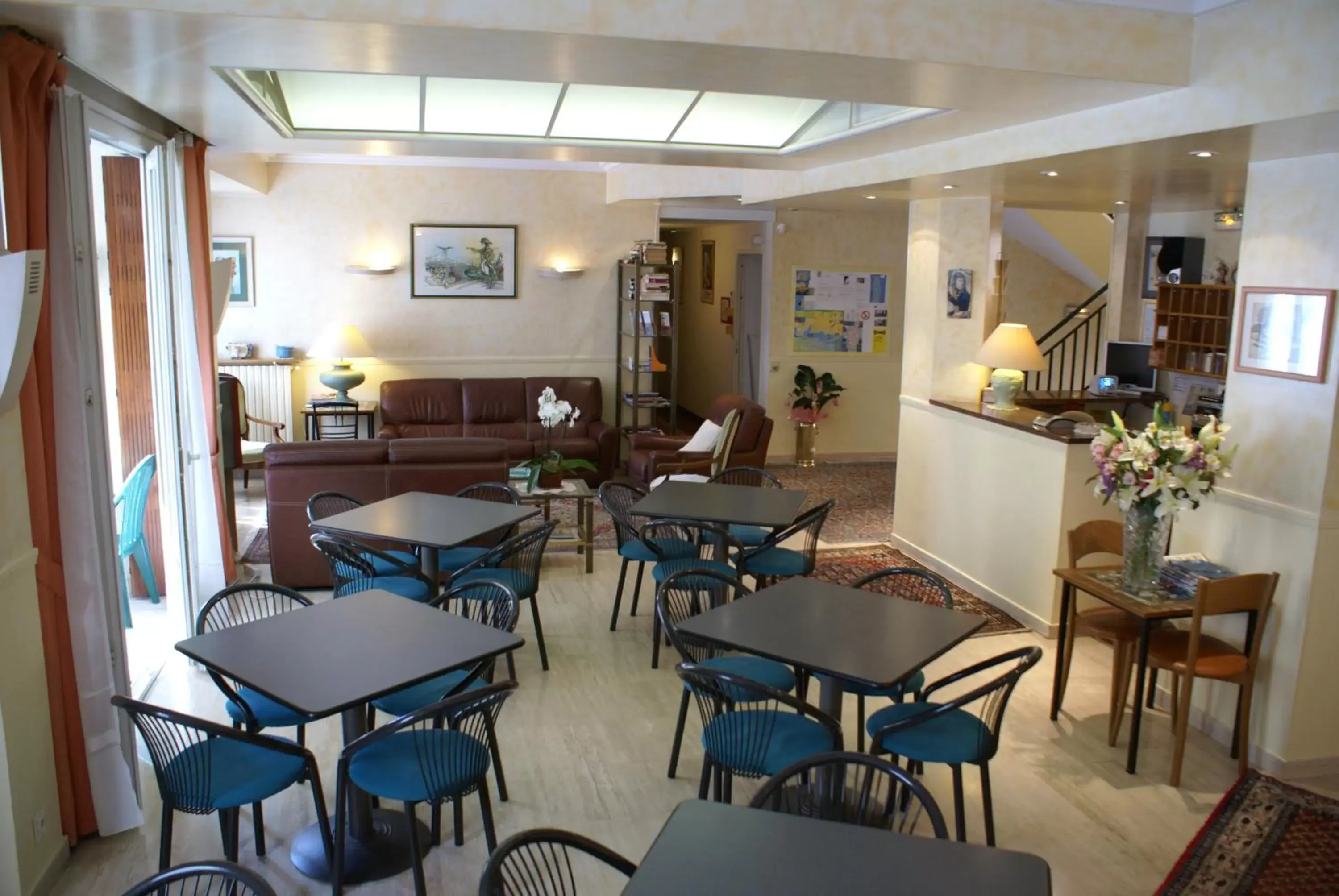 Lounge or bar, Restaurant/Places to Eat in Hotel Bonaparte