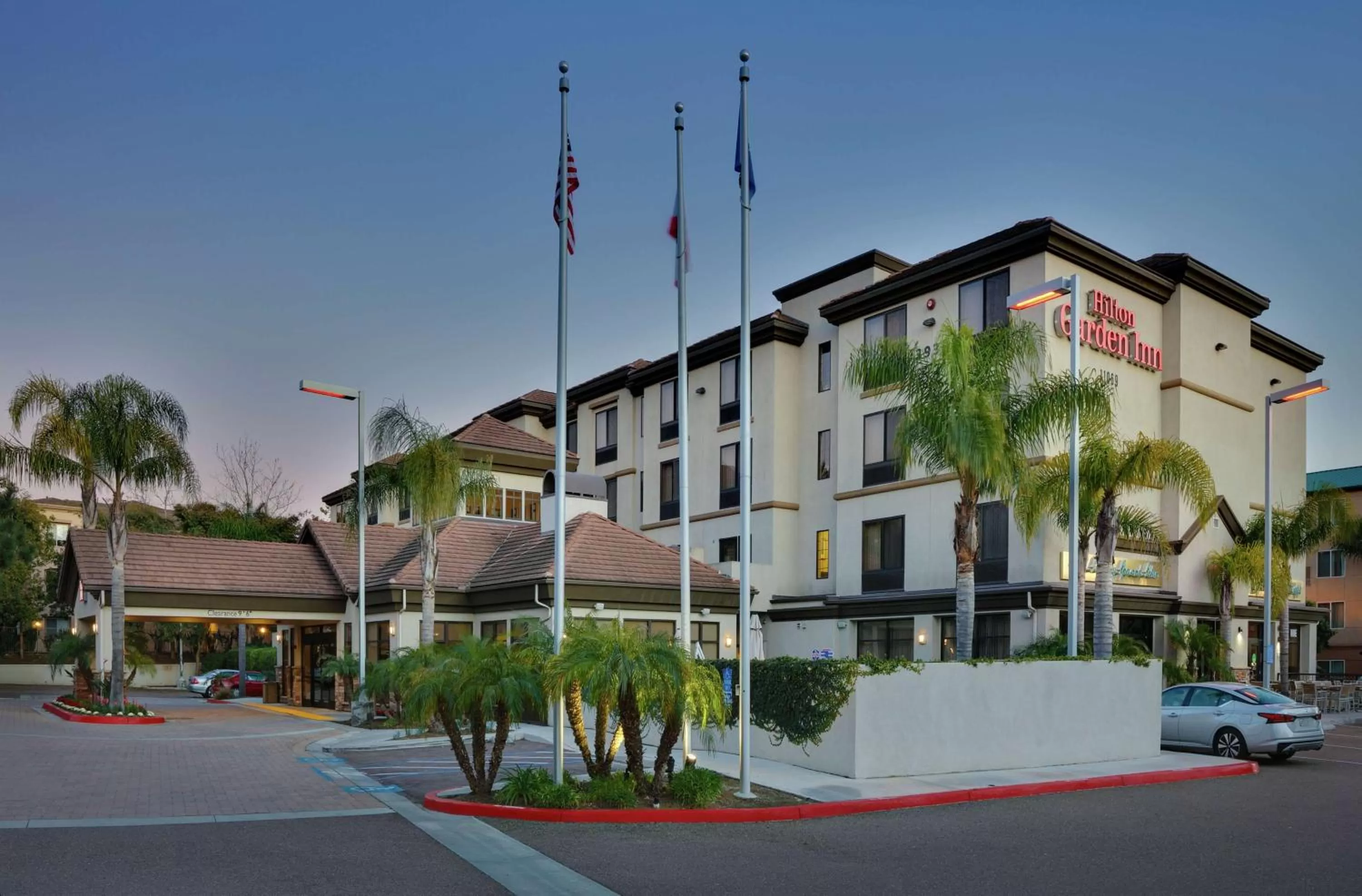 Property building in Hilton Garden Inn San Diego Del Mar