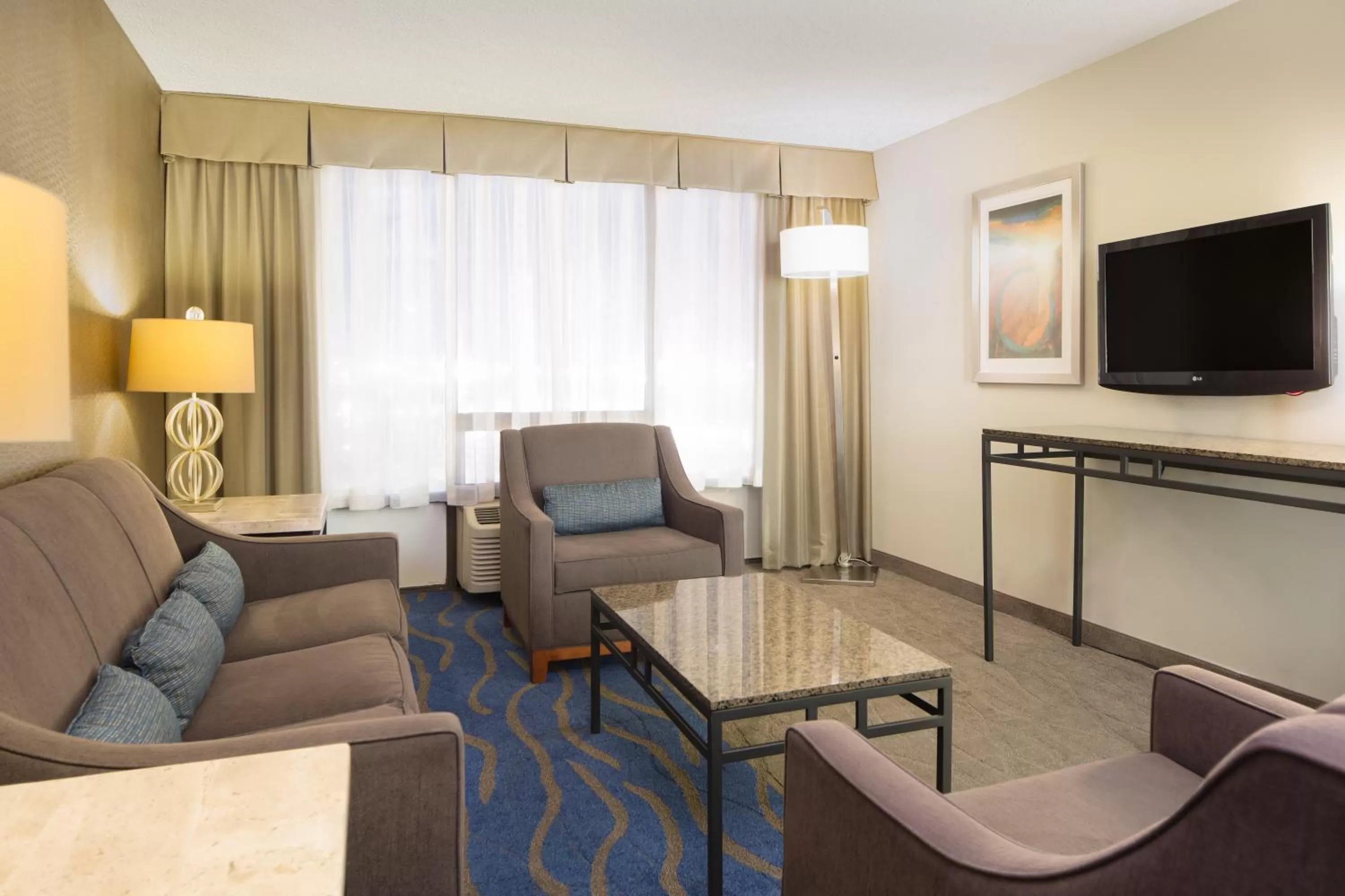 One-Bedroom Suite - Non-Smoking in Holiday Inn Columbia East-Jessup by IHG