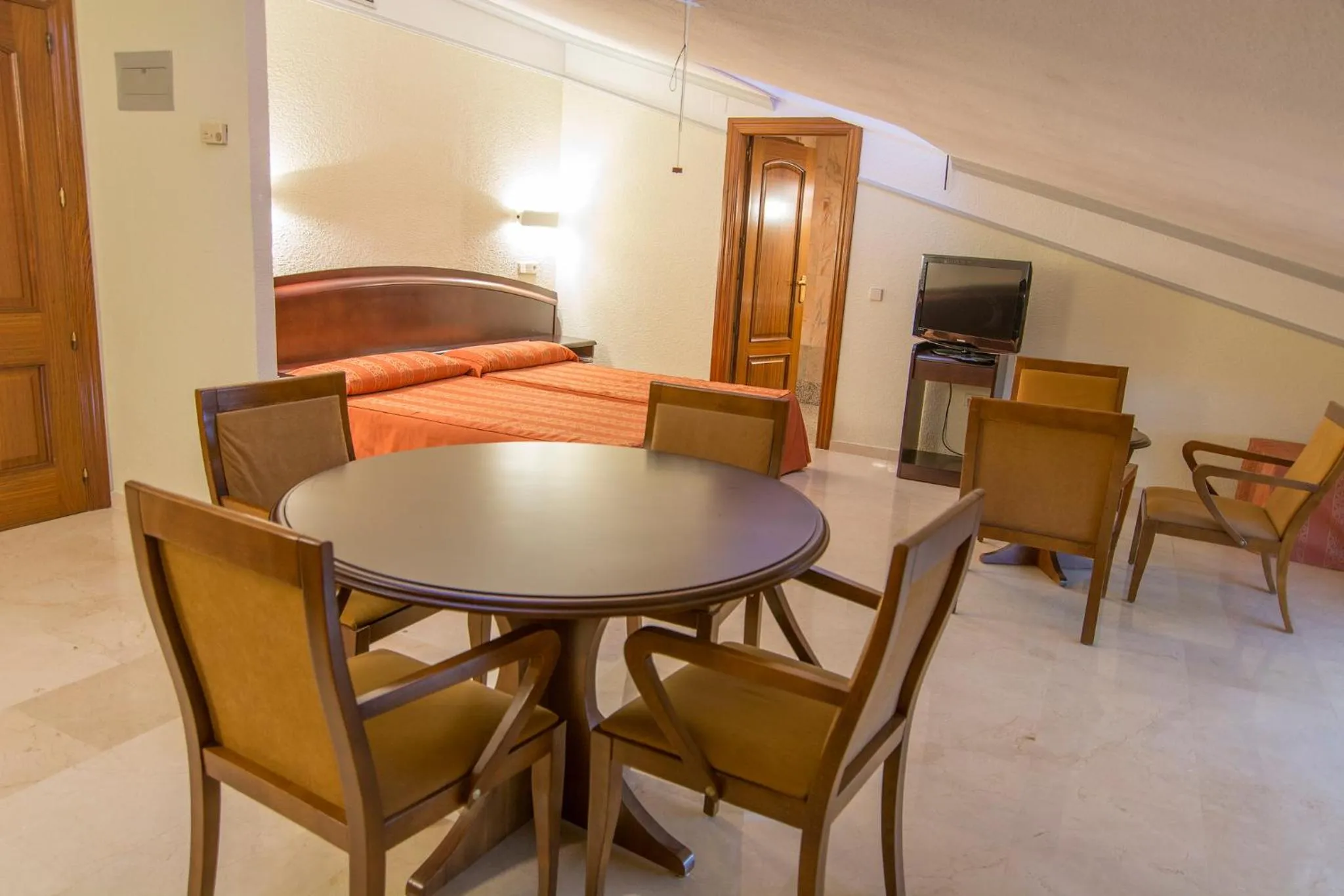 Area and facilities in Hotel San Antonio