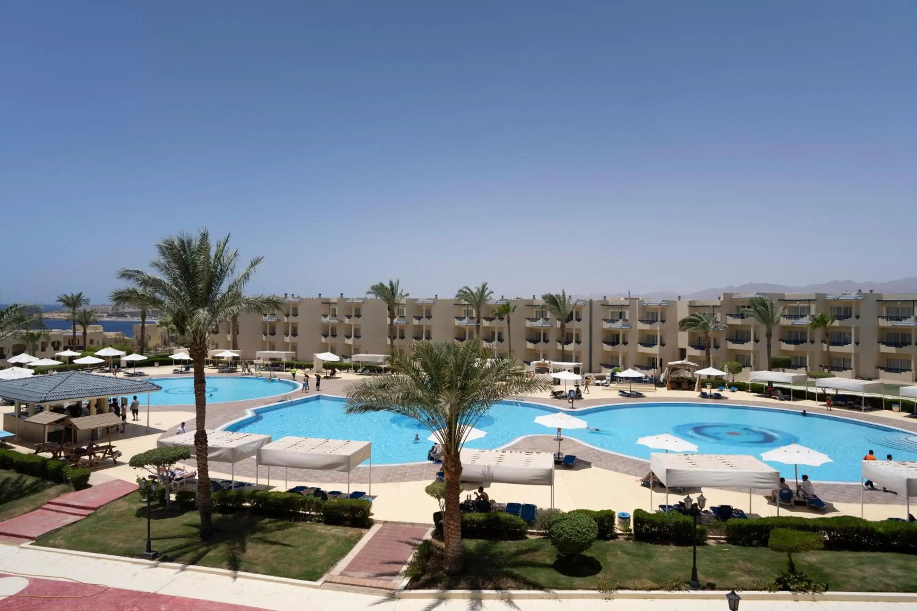 Swimming pool, Pool View in Grand Oasis Resort