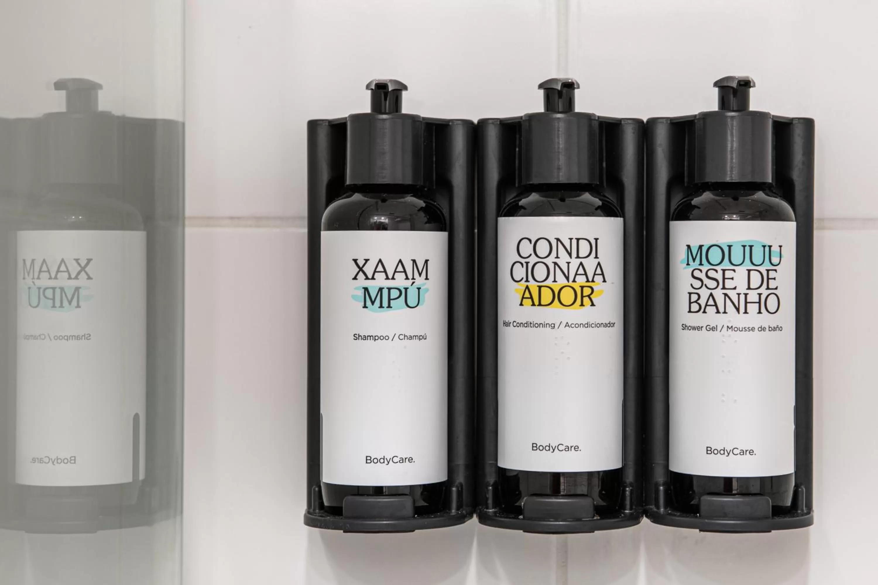 Bathroom in São Paulo Nações Unidas Affiliated by Meliá