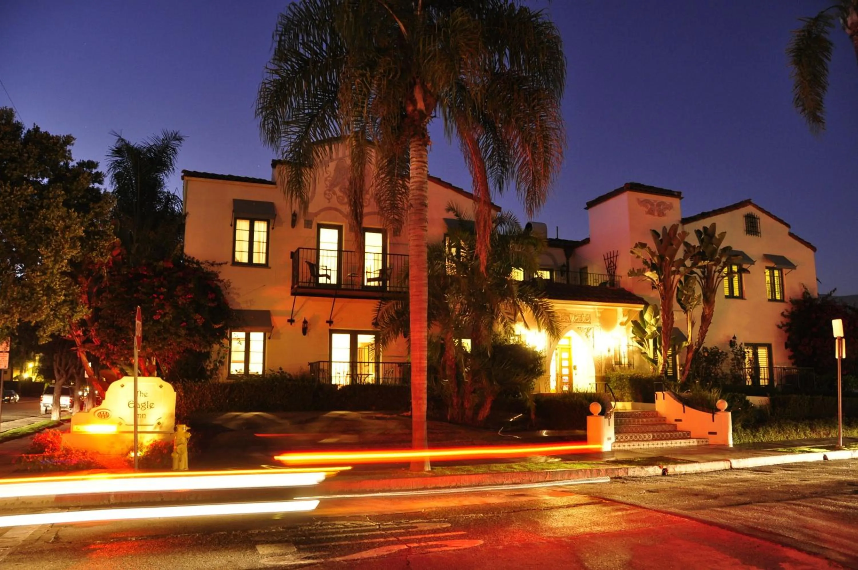Facade/entrance in The Eagle Inn