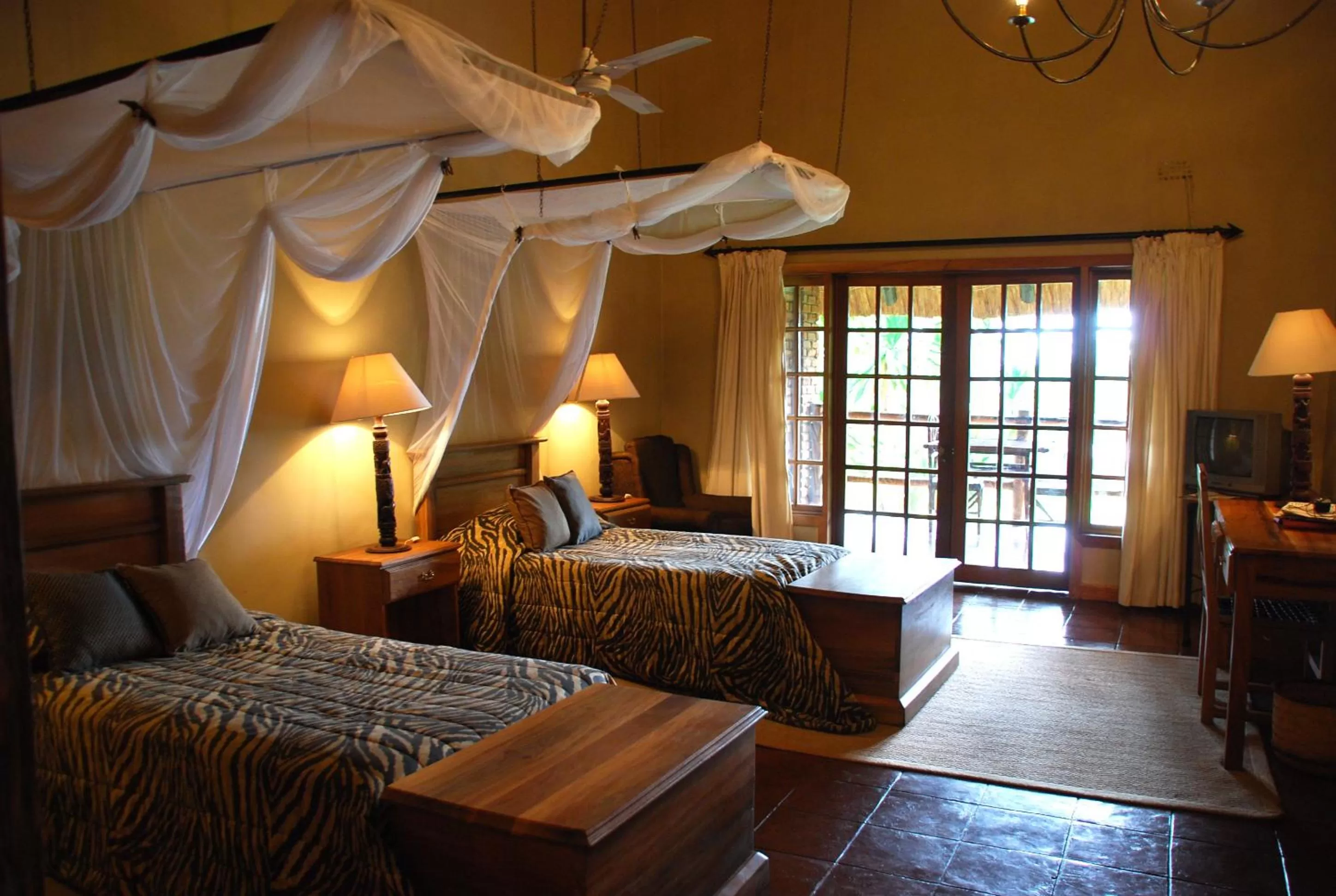 Shower, Bed in Kumbali Country Lodge