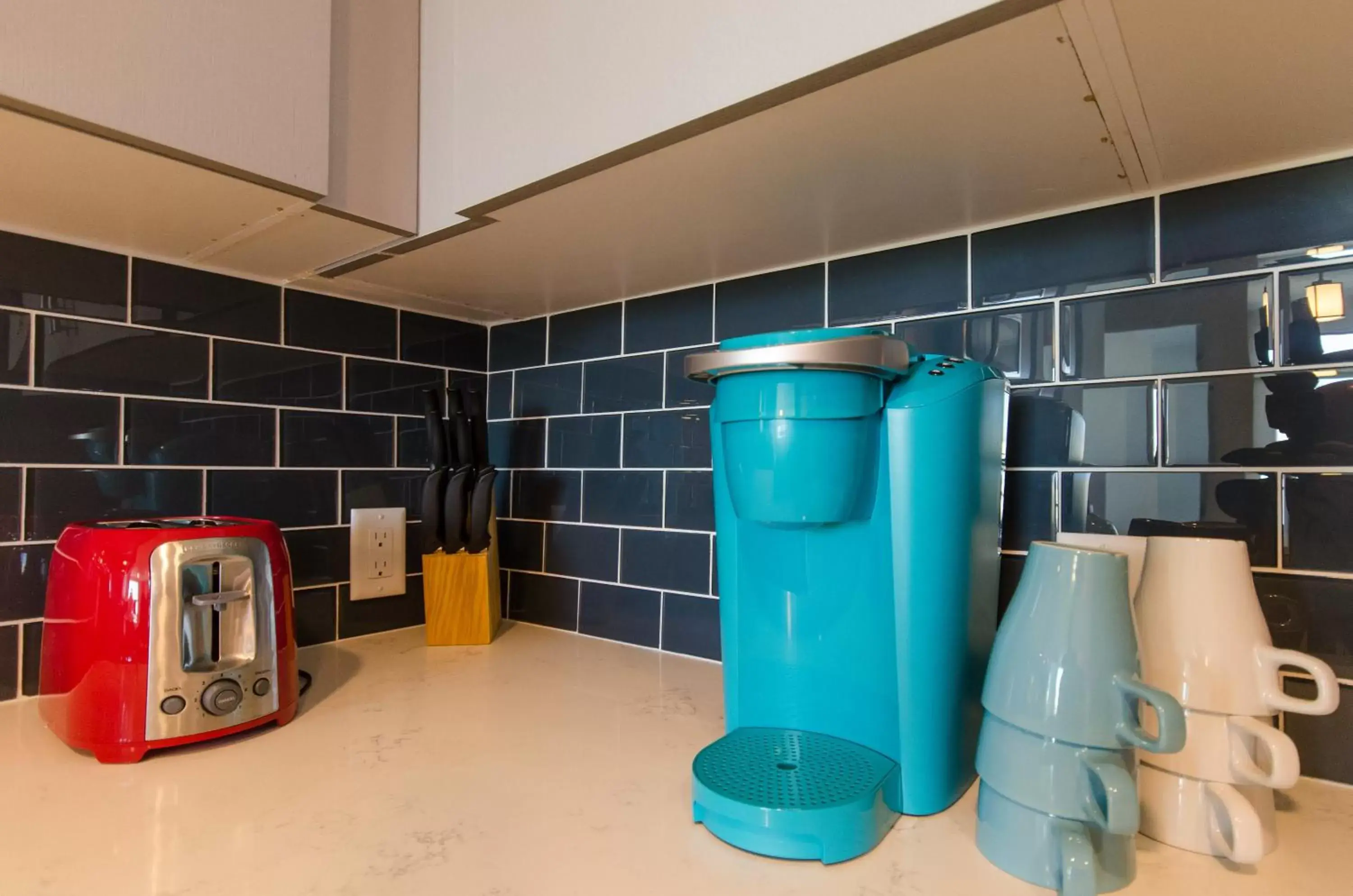 Kitchen/Kitchenette in Modern Apartment Rentals