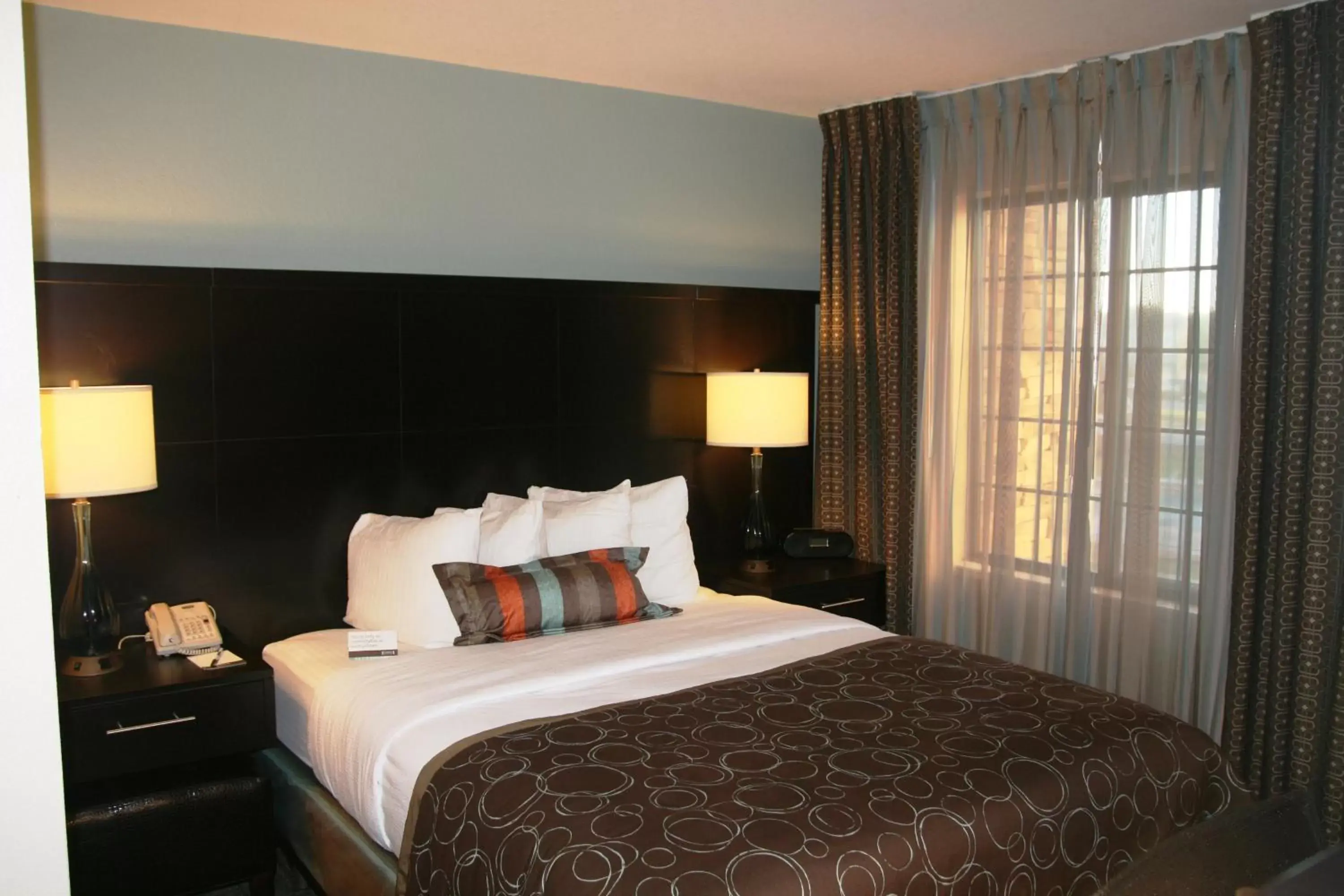 Photo of the whole room, Bed in Staybridge Suites Tulsa-Woodland Hills, an IHG Hotel