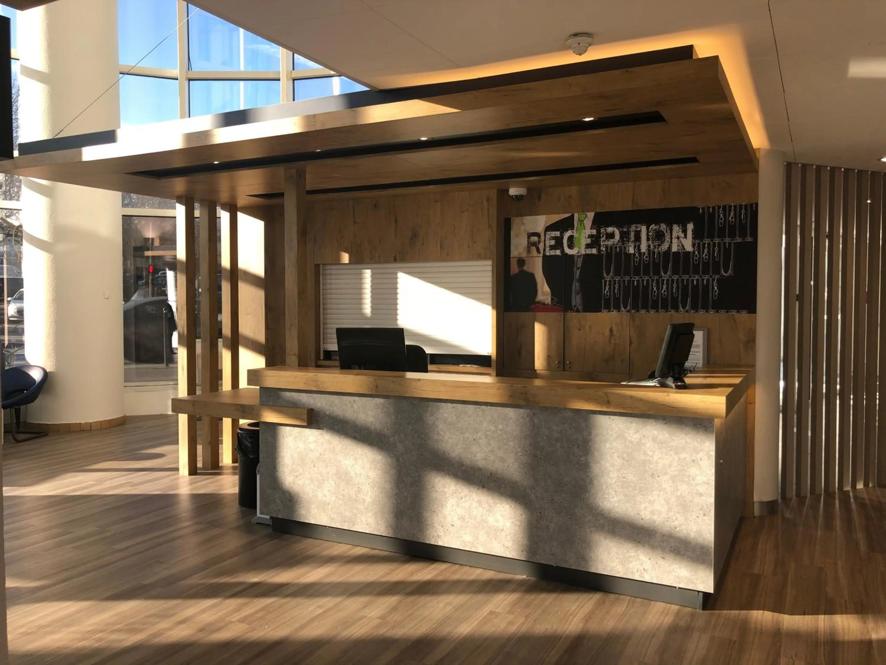 Lobby or reception in ibis budget Paris Porte de Montreuil