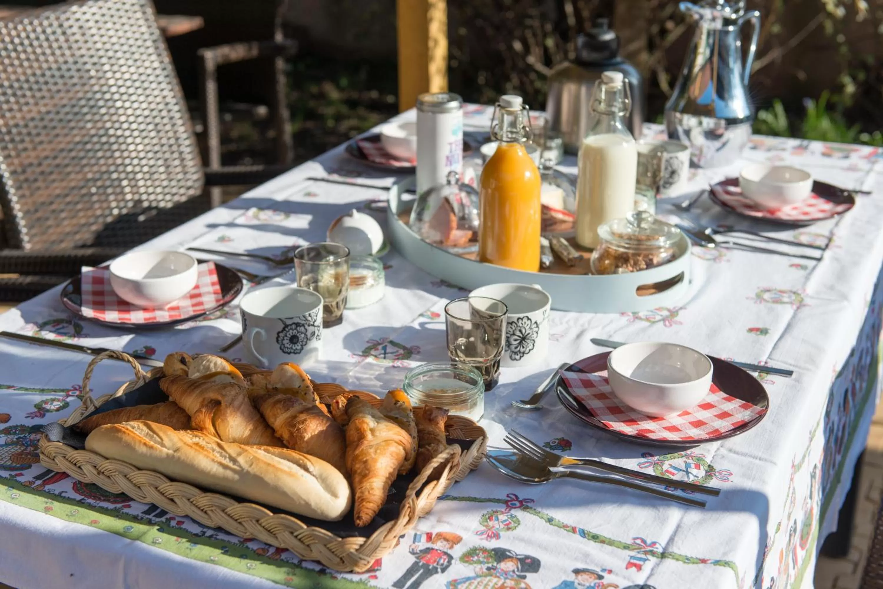 Breakfast in Maison d'hôtes Aux Deux Cigognes