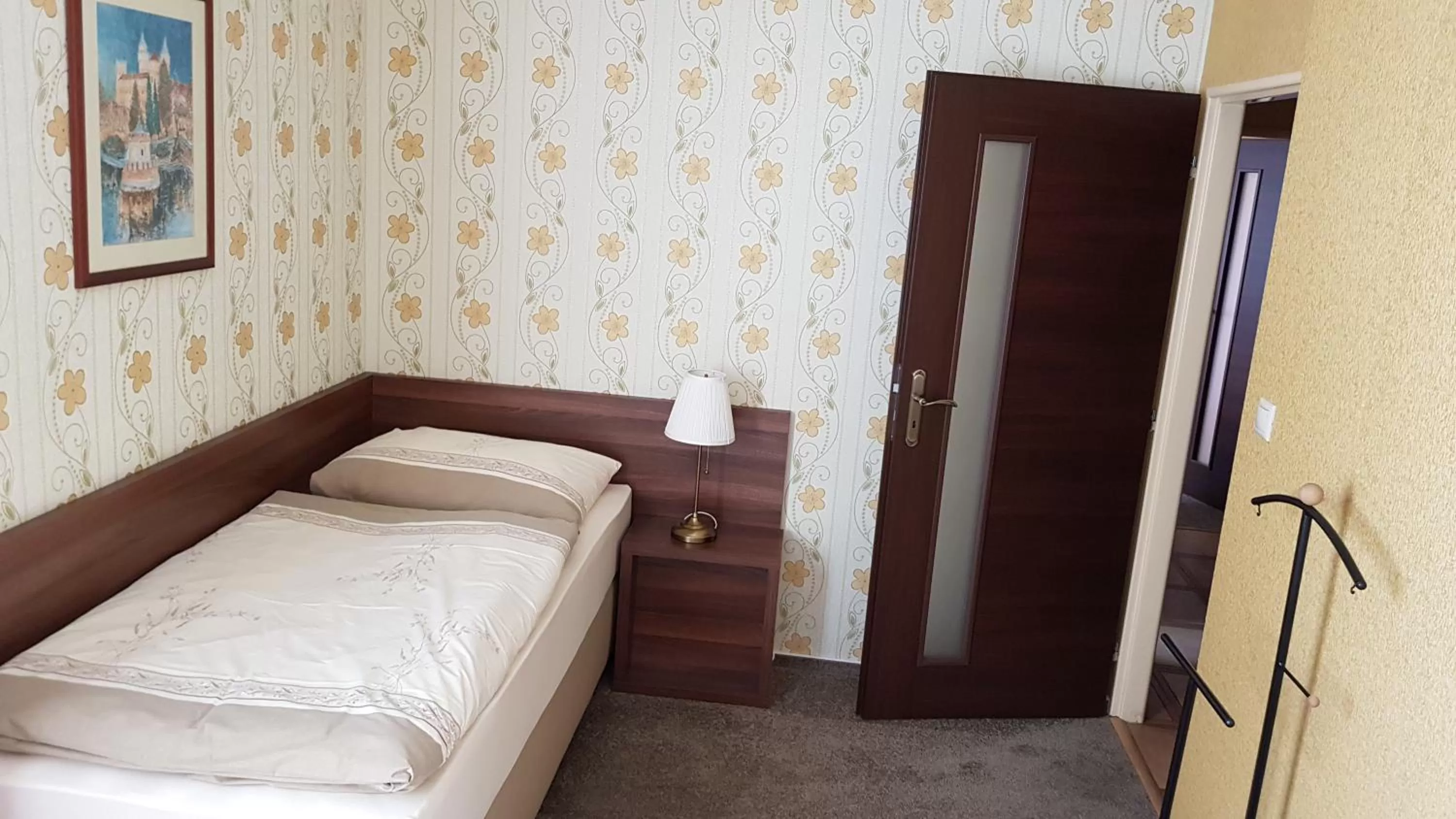 Photo of the whole room, Bed in Hotel Lipa