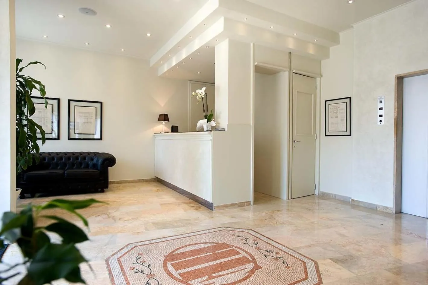 Lobby or reception in Hotel Europa