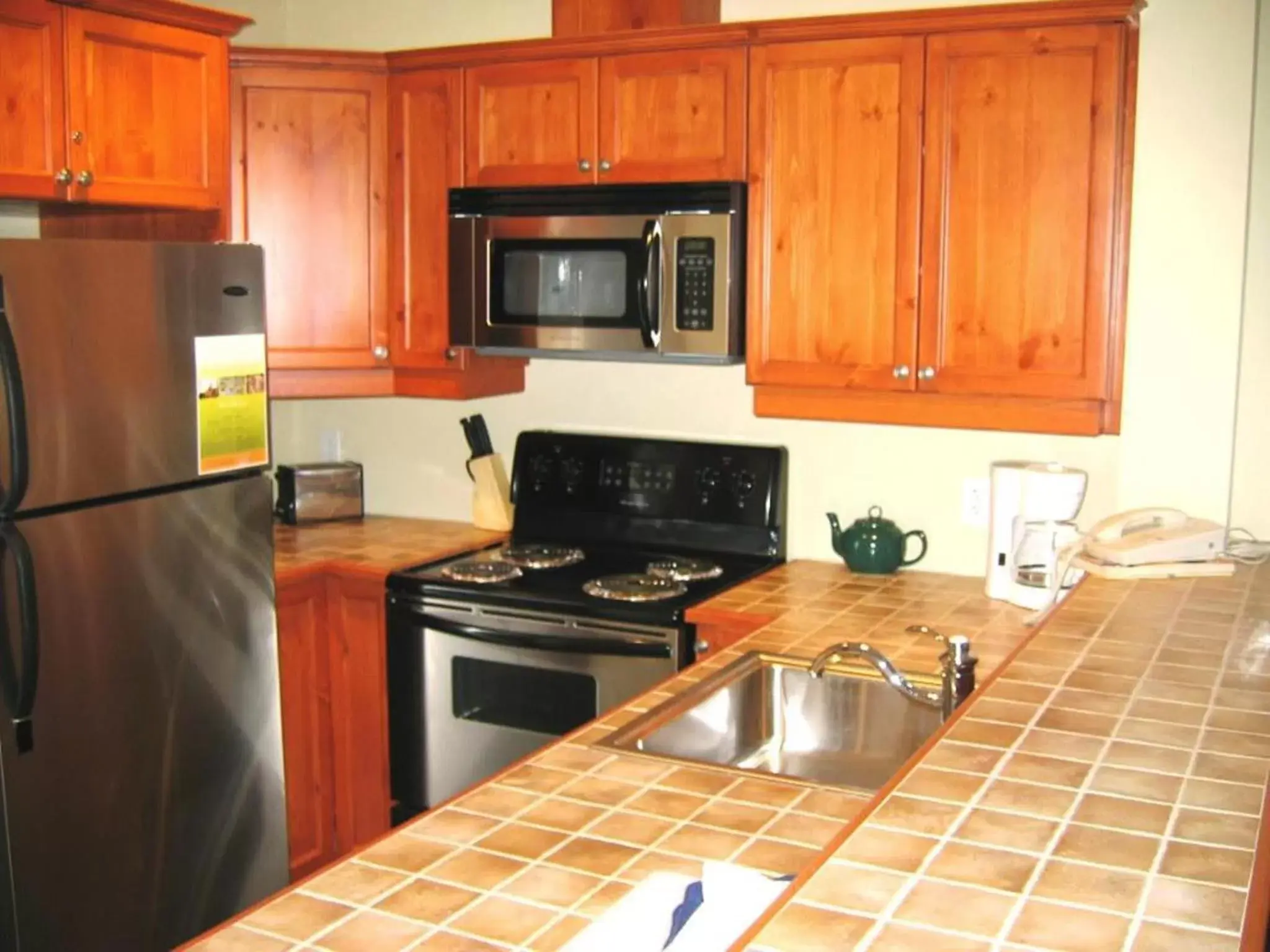 Kitchen or kitchenette, Kitchen/Kitchenette in Cap Tremblant Mountain Resort
