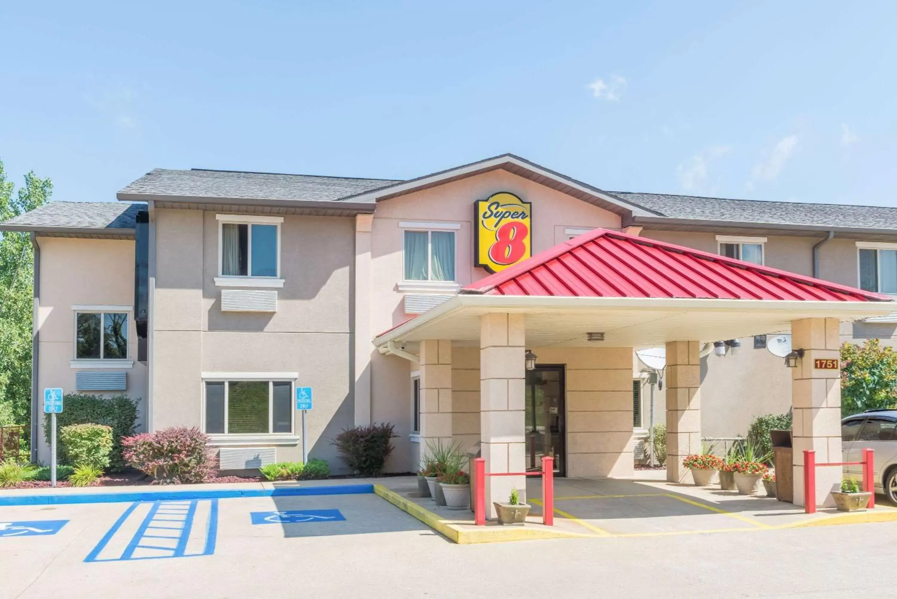 Property Building in Super 8 by Wyndham Bloomington, Indiana