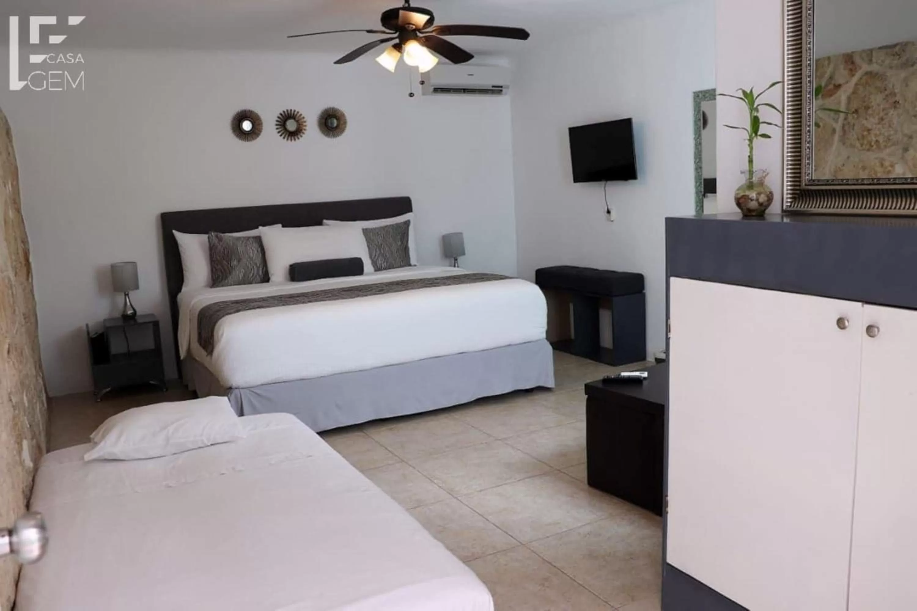 Photo of the whole room, Bed in Casa Gem B&B