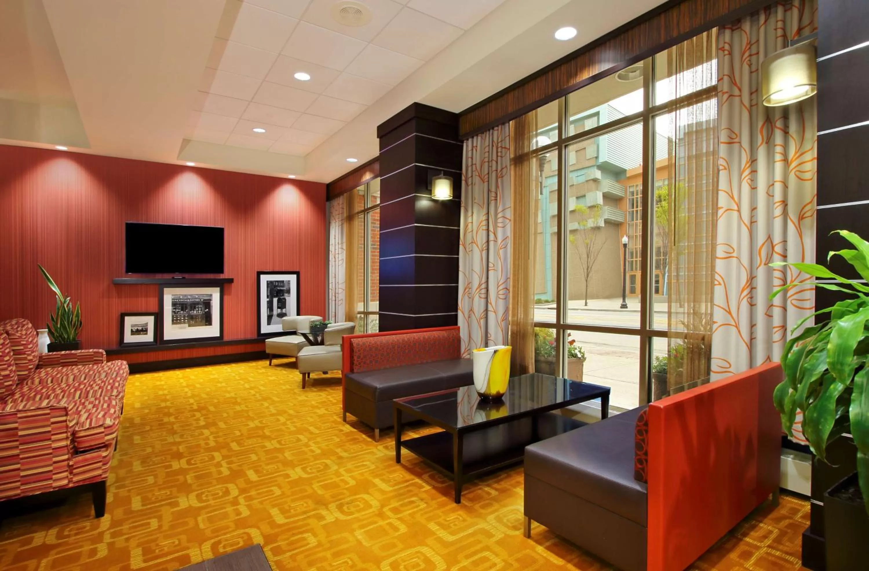 Lobby or reception in Hampton Inn & Suites Columbus-Downtown, Ohio