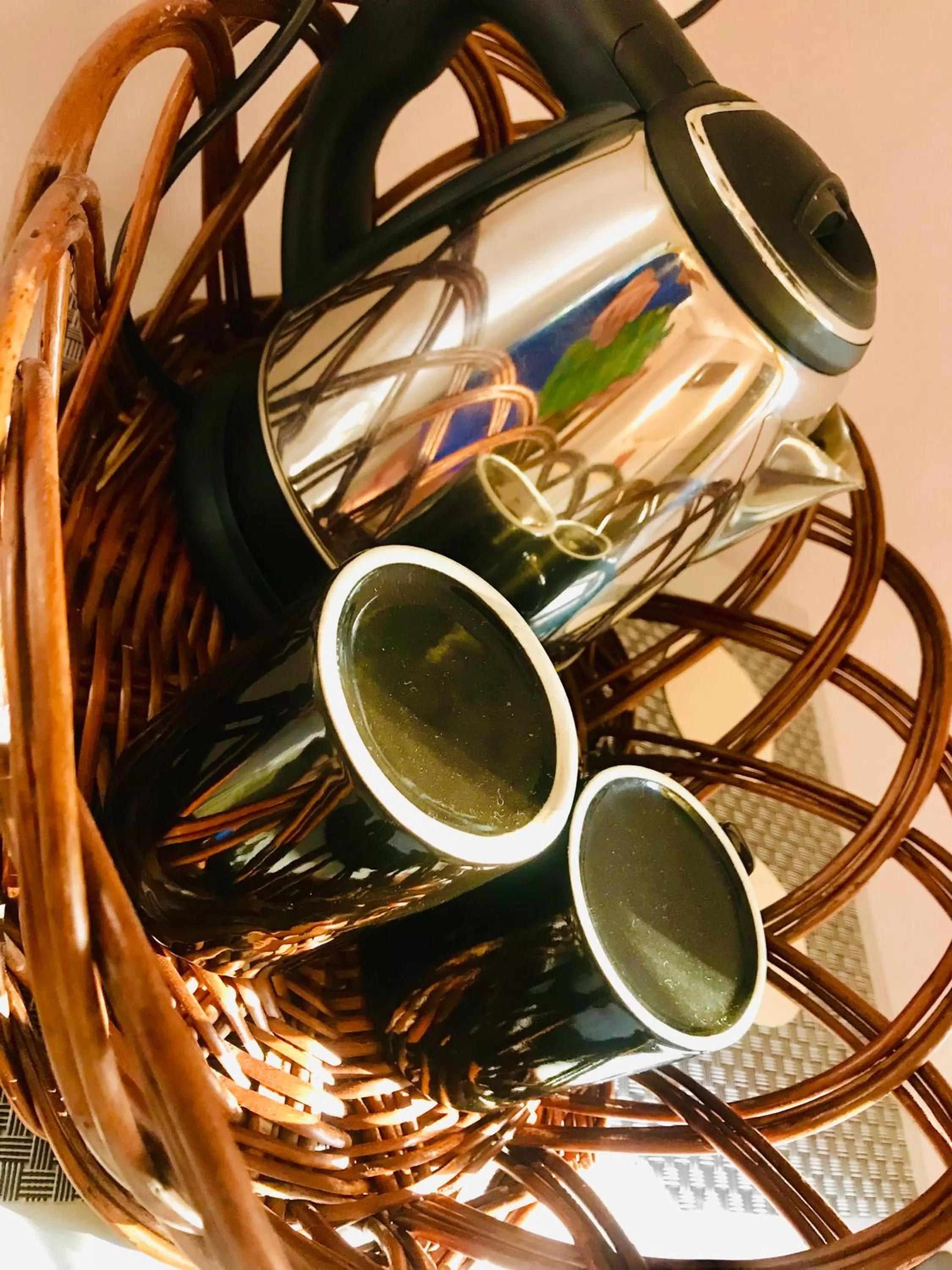 Coffee/tea facilities in LaligurasVilla Beachside Escape - 100m to Beach