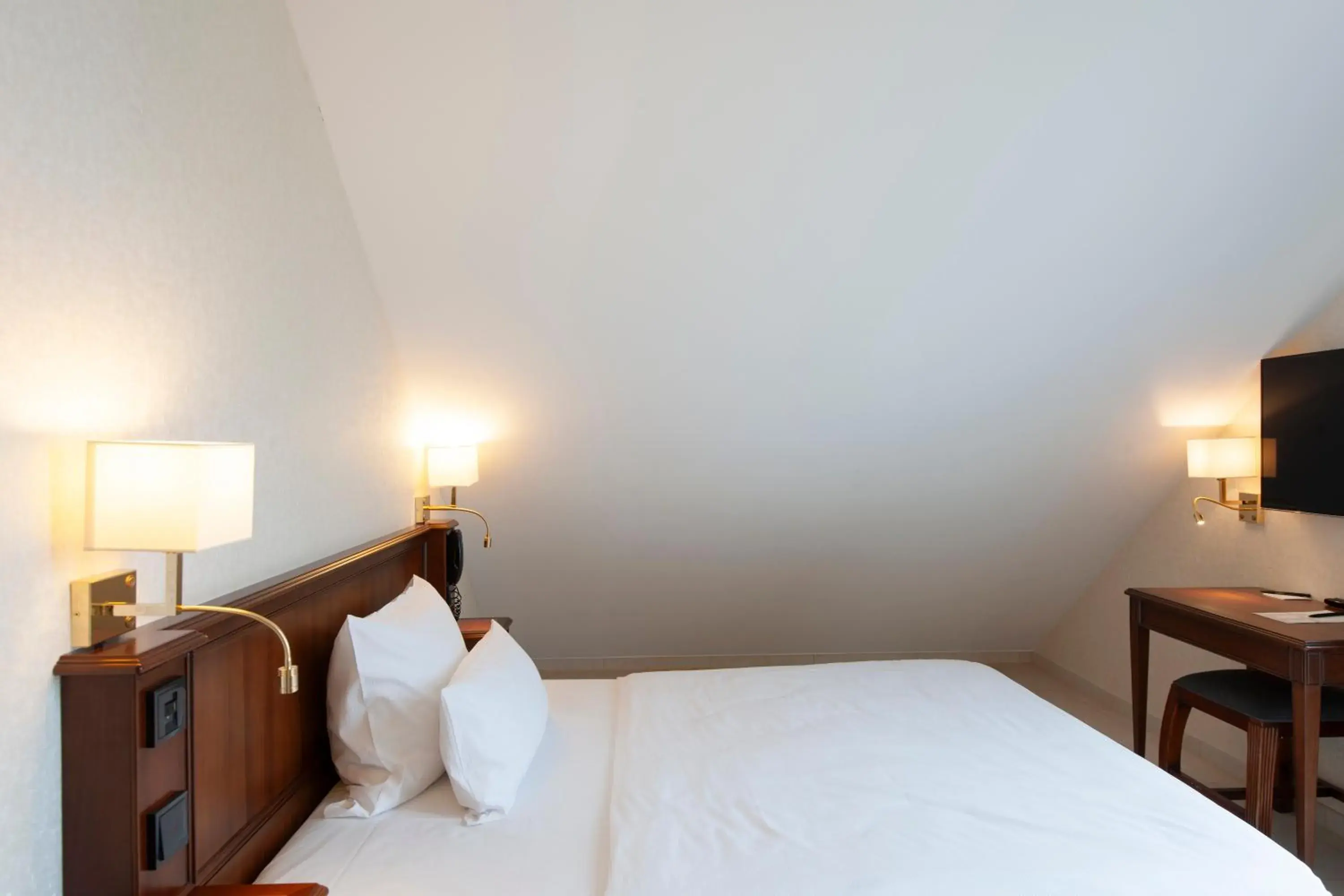 Bed in AdvaStay by KING's Bed in AdvaStay by KING's