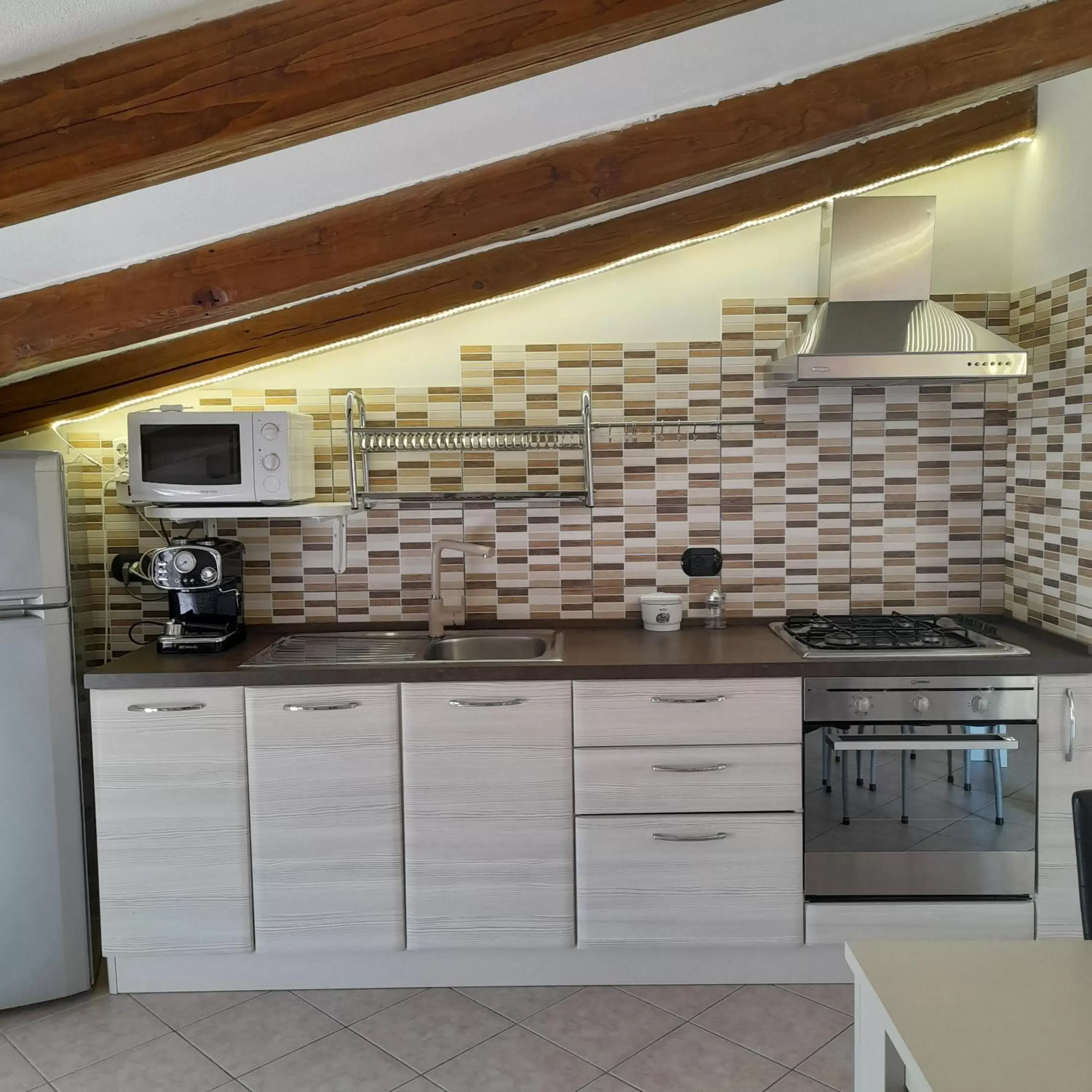 kitchen, Kitchen/Kitchenette in La Fortezza casa vacanze & appartament