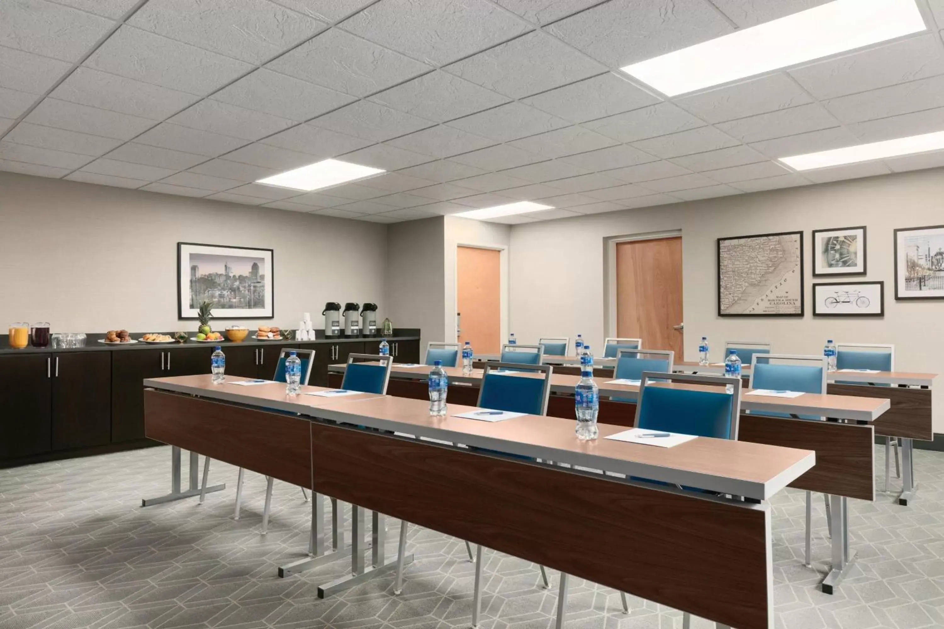 Meeting/conference room in Four Points by Sheraton Raleigh Arena