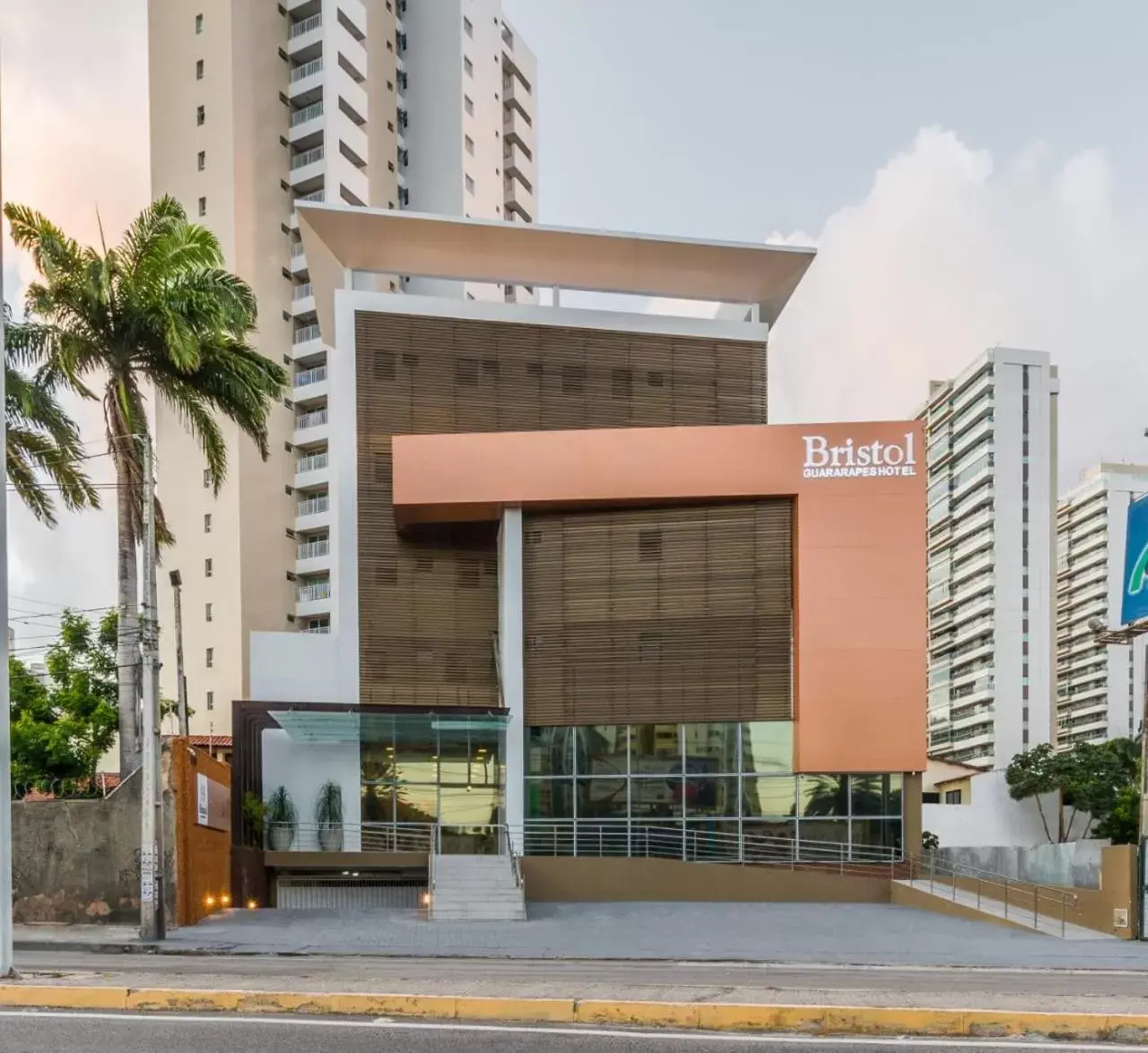 Property building in Bristol Guararapes Fortaleza Centro de Eventos Property building in Bristol Guararapes Fortaleza Centro de Eventos