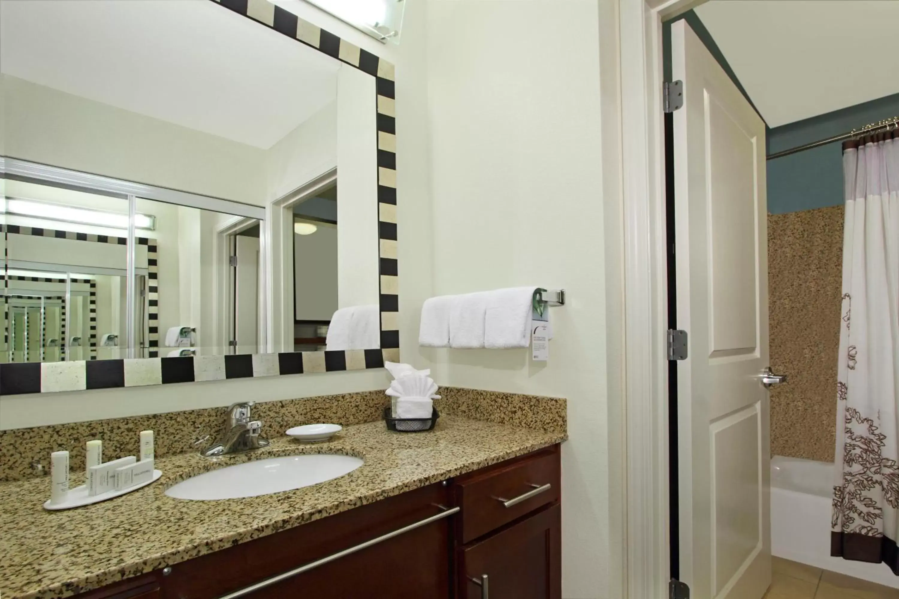 Bathroom in Residence Inn Phoenix Glendale Sports & Entertainment District