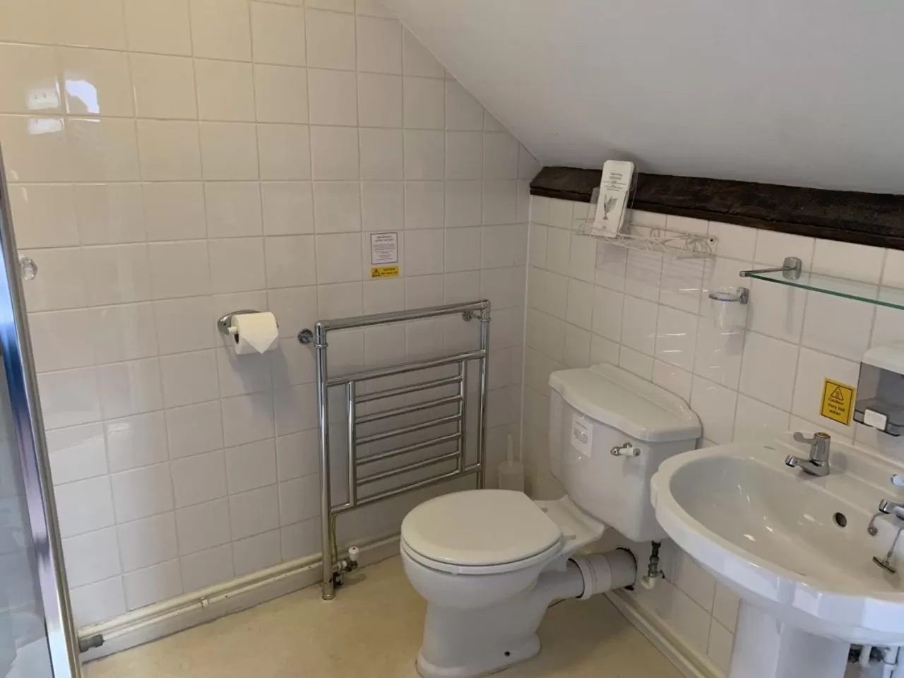 Standard Family Room in The Cromwell Arms Inn