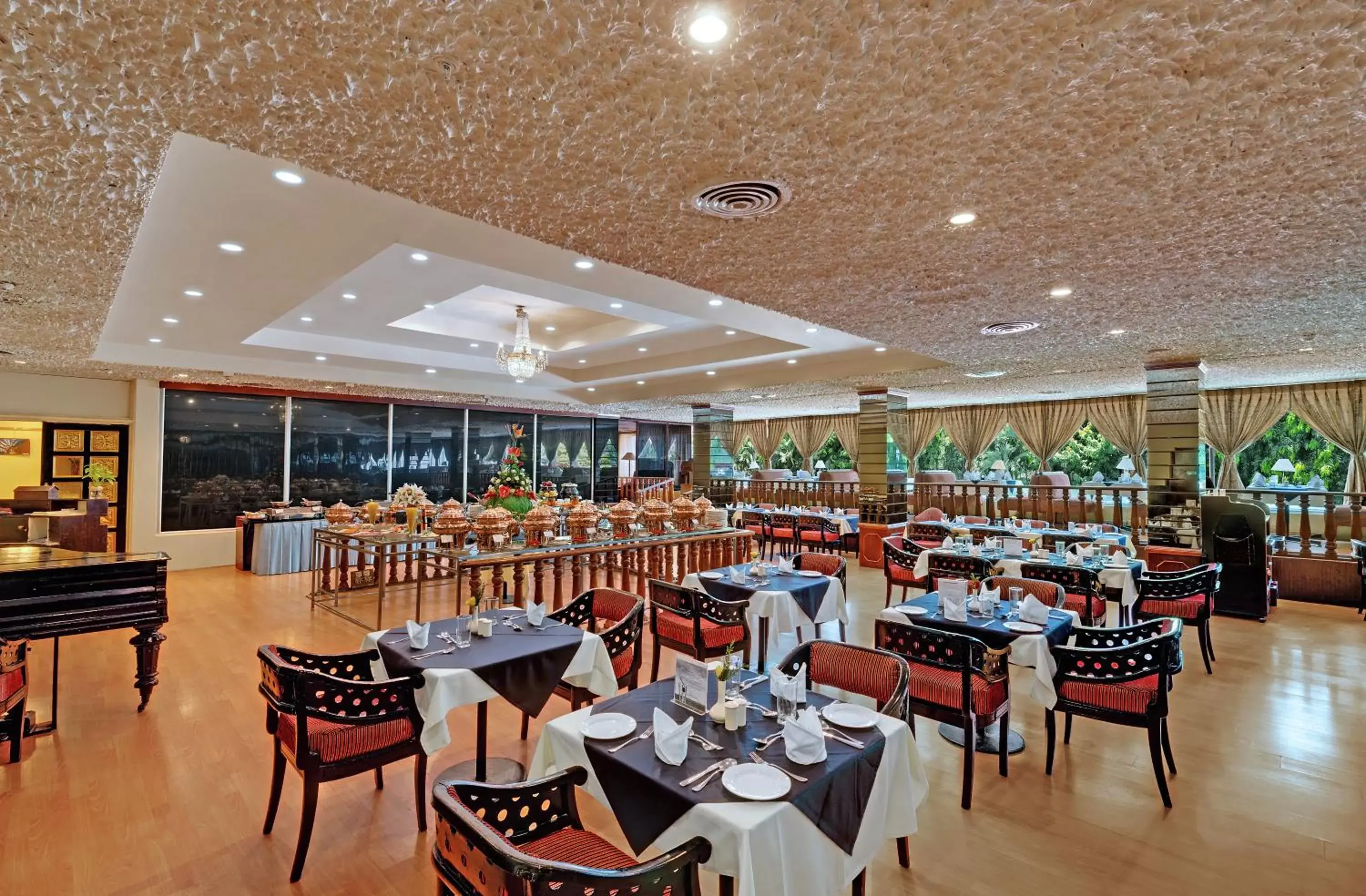 Restaurant/Places to Eat in Ambassador Pallava