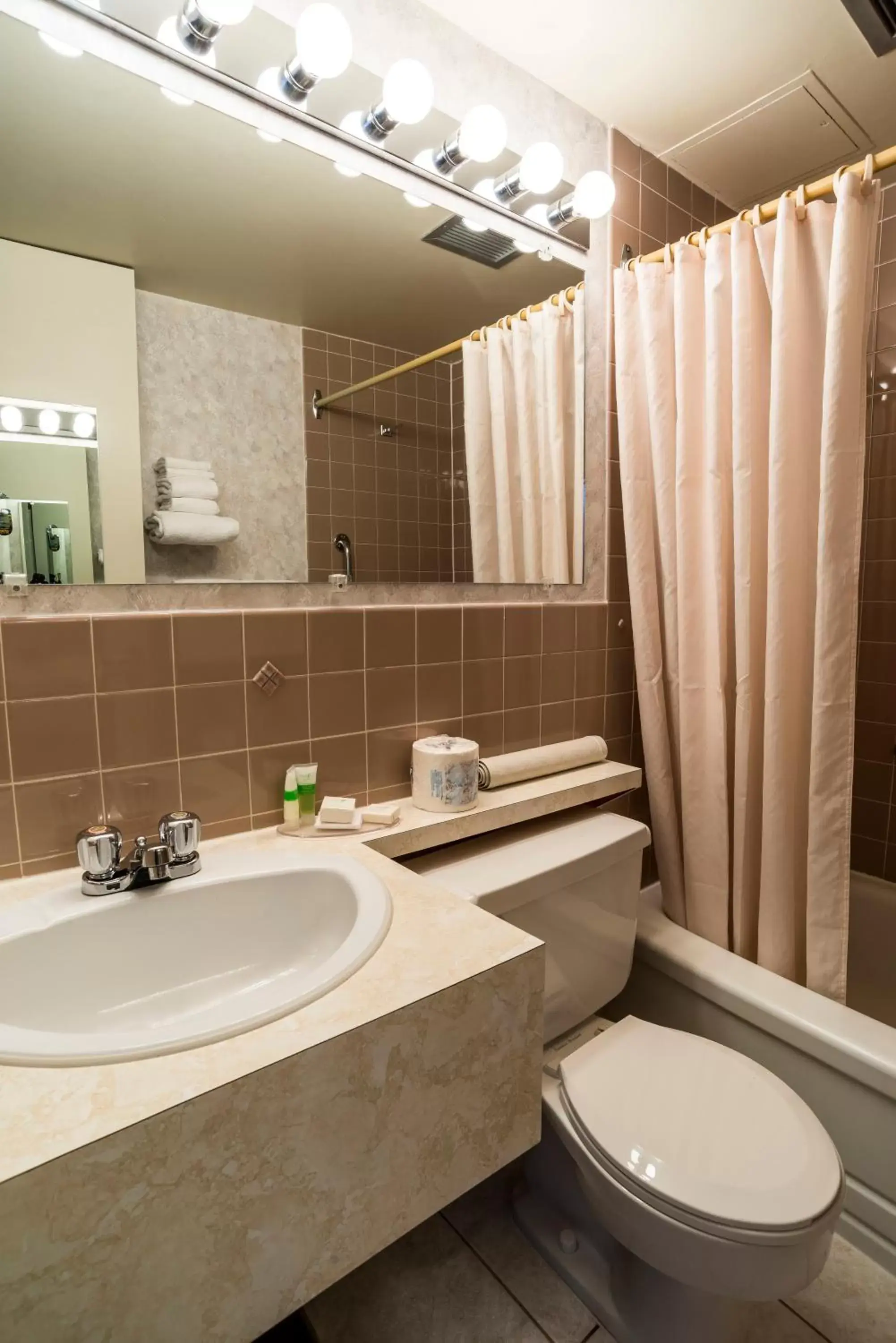 Bathroom in Bow View Lodge